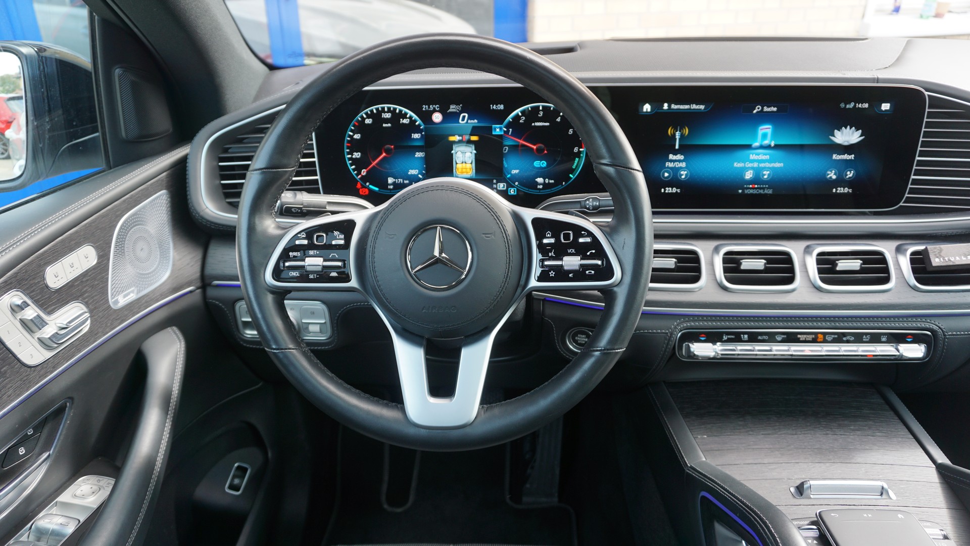 MERCEDES-BENZ GLE 350 de 4matic Coupé-image-11