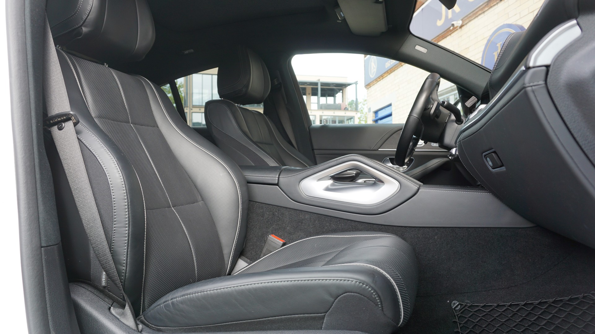 MERCEDES-BENZ GLE 350 de 4matic Coupé-image-15