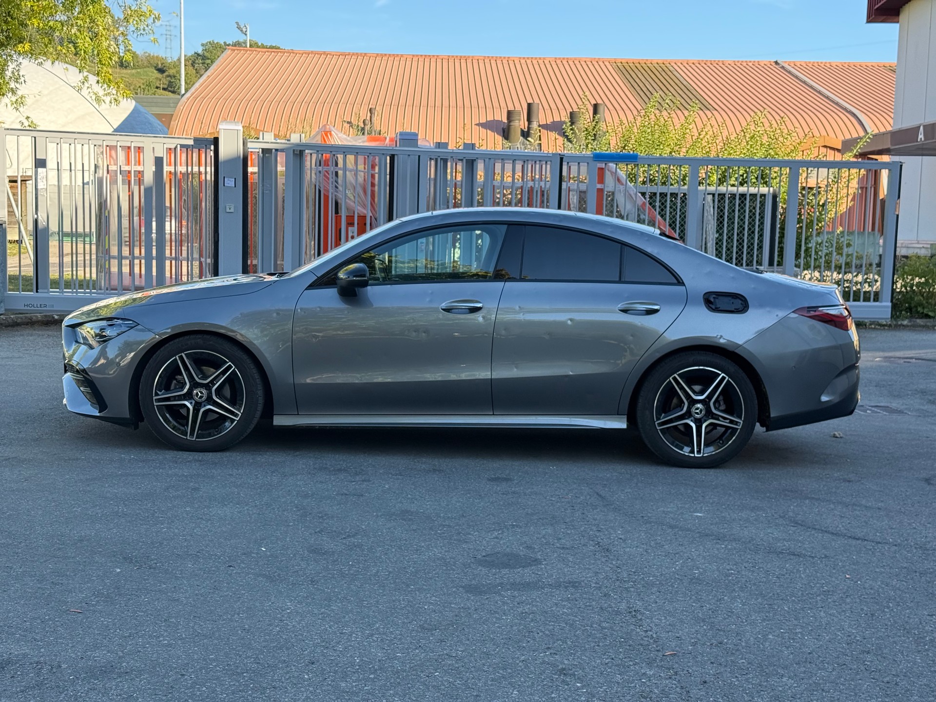 MERCEDES-BENZ CLA 180 d 8G-DCT-image-2