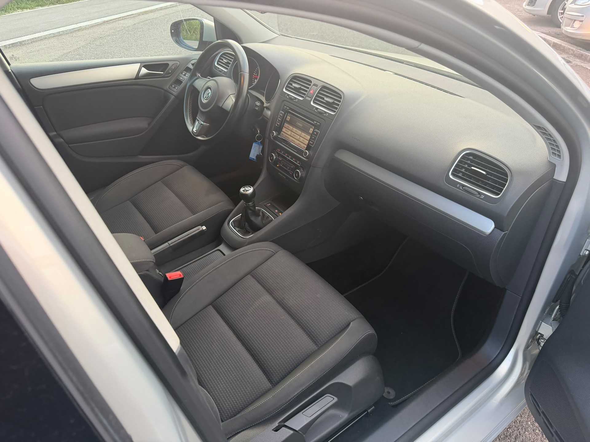 VW Golf 2.0 TDI-image-9