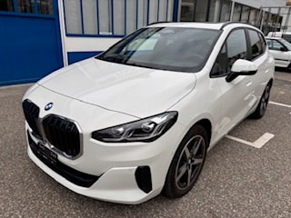 BMW 223i Active Tourer xDrive DKG-image-2