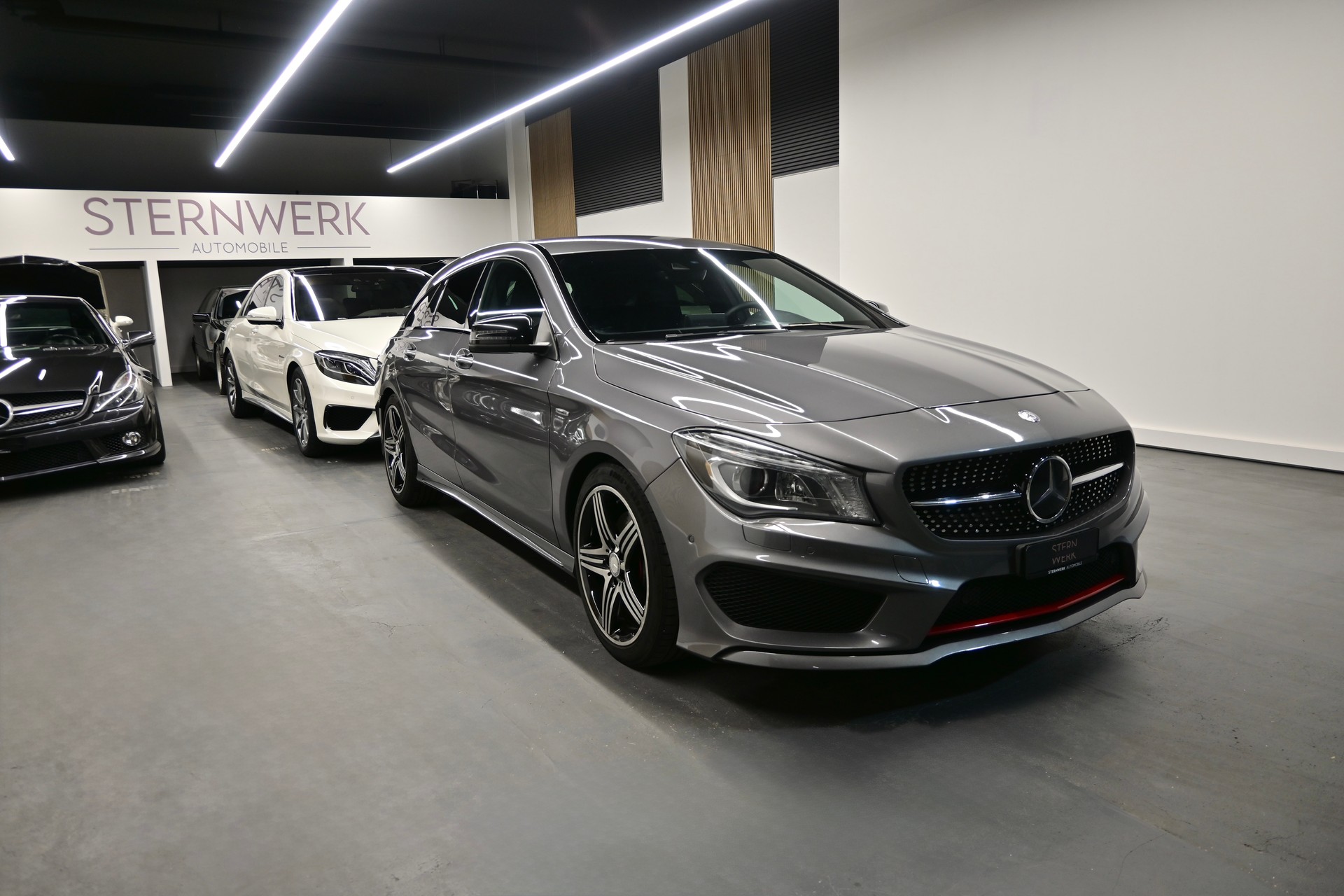 MERCEDES-BENZ CLA Shooting Brake 250 Sport 4Matic 7G-DCT-image-2
