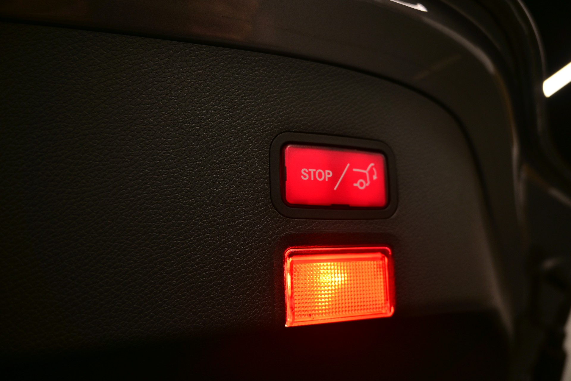 MERCEDES-BENZ CLA Shooting Brake 250 Sport 4Matic 7G-DCT-image-22