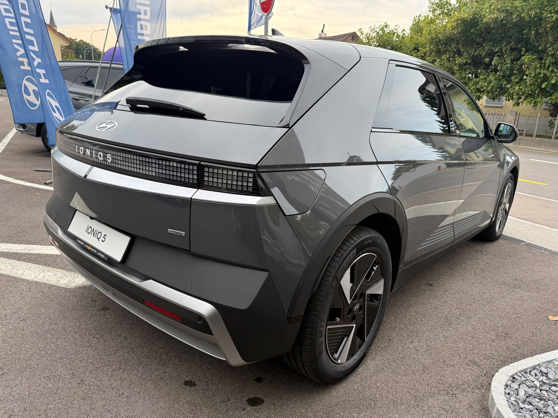 HYUNDAI Ioniq 5 Amplia 84kWh 4WD-image-4