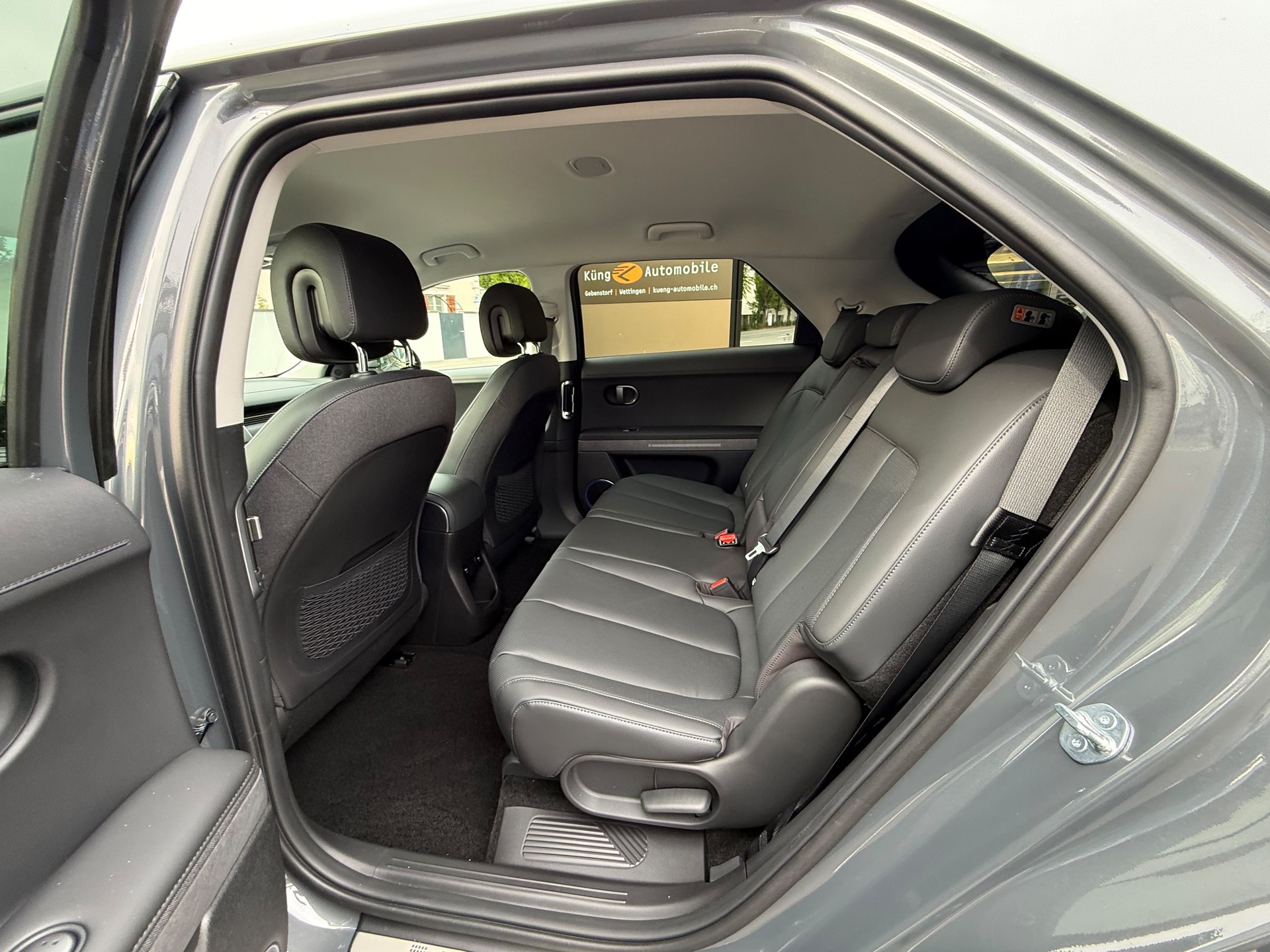HYUNDAI Ioniq 5 Amplia 84kWh 4WD-image-9