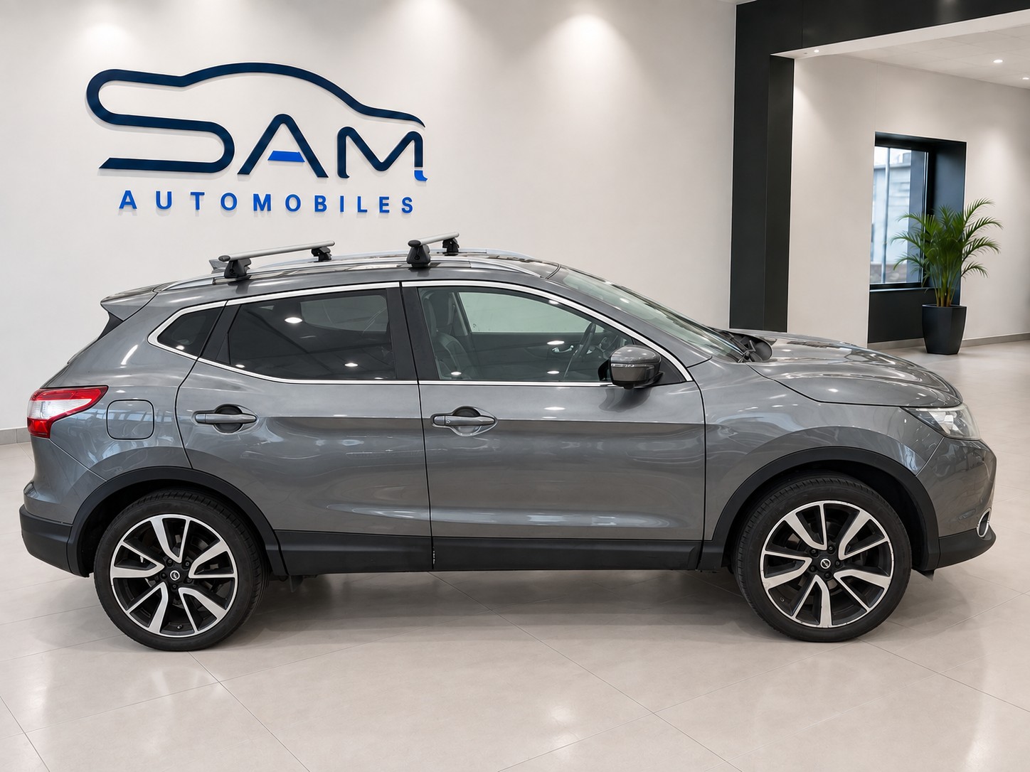NISSAN Qashqai 1.6 DIG-T tekna-image-3