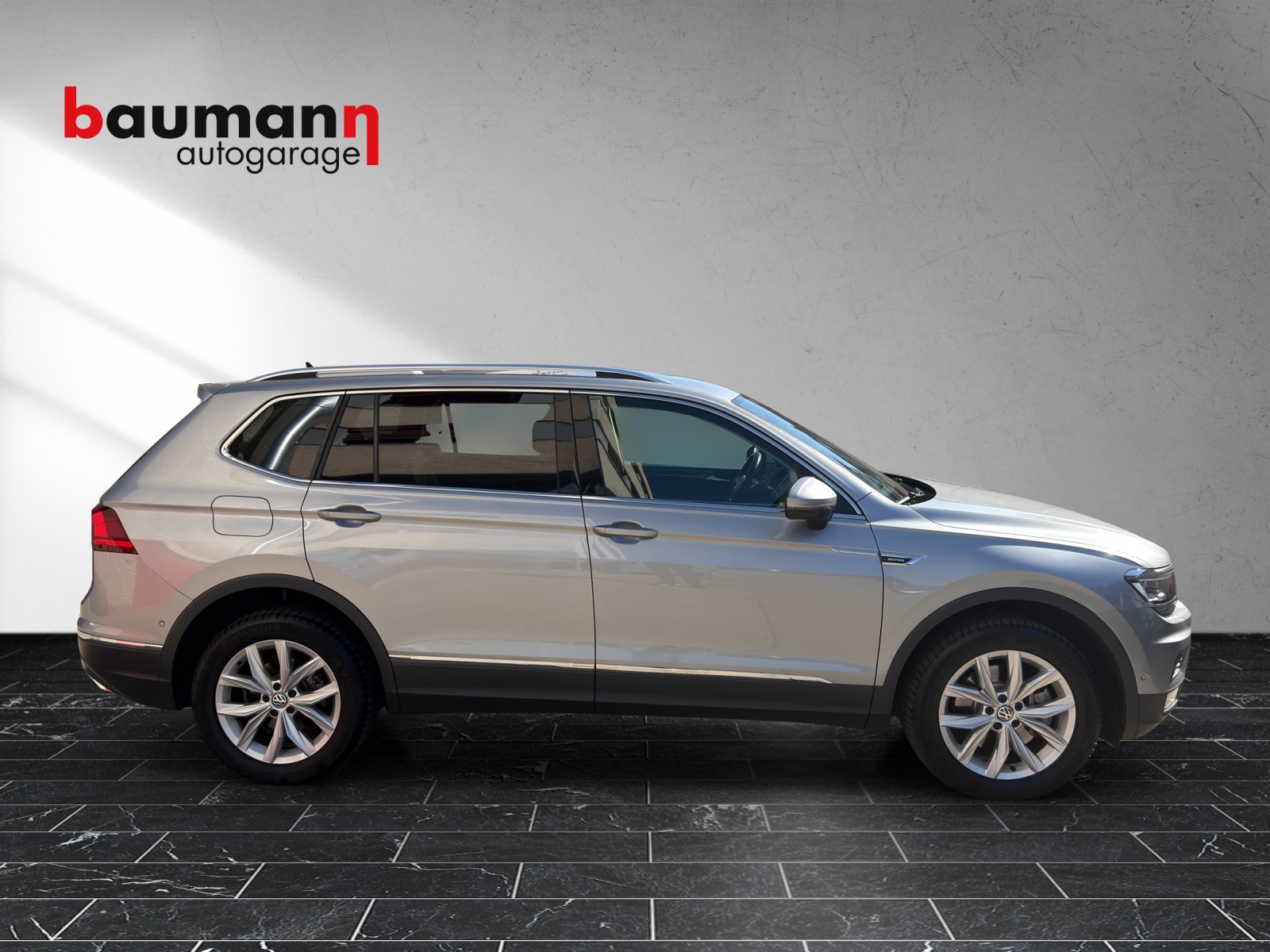 VW Tiguan Allspace 2.0TSI Highline 4Motion DSG-image-4