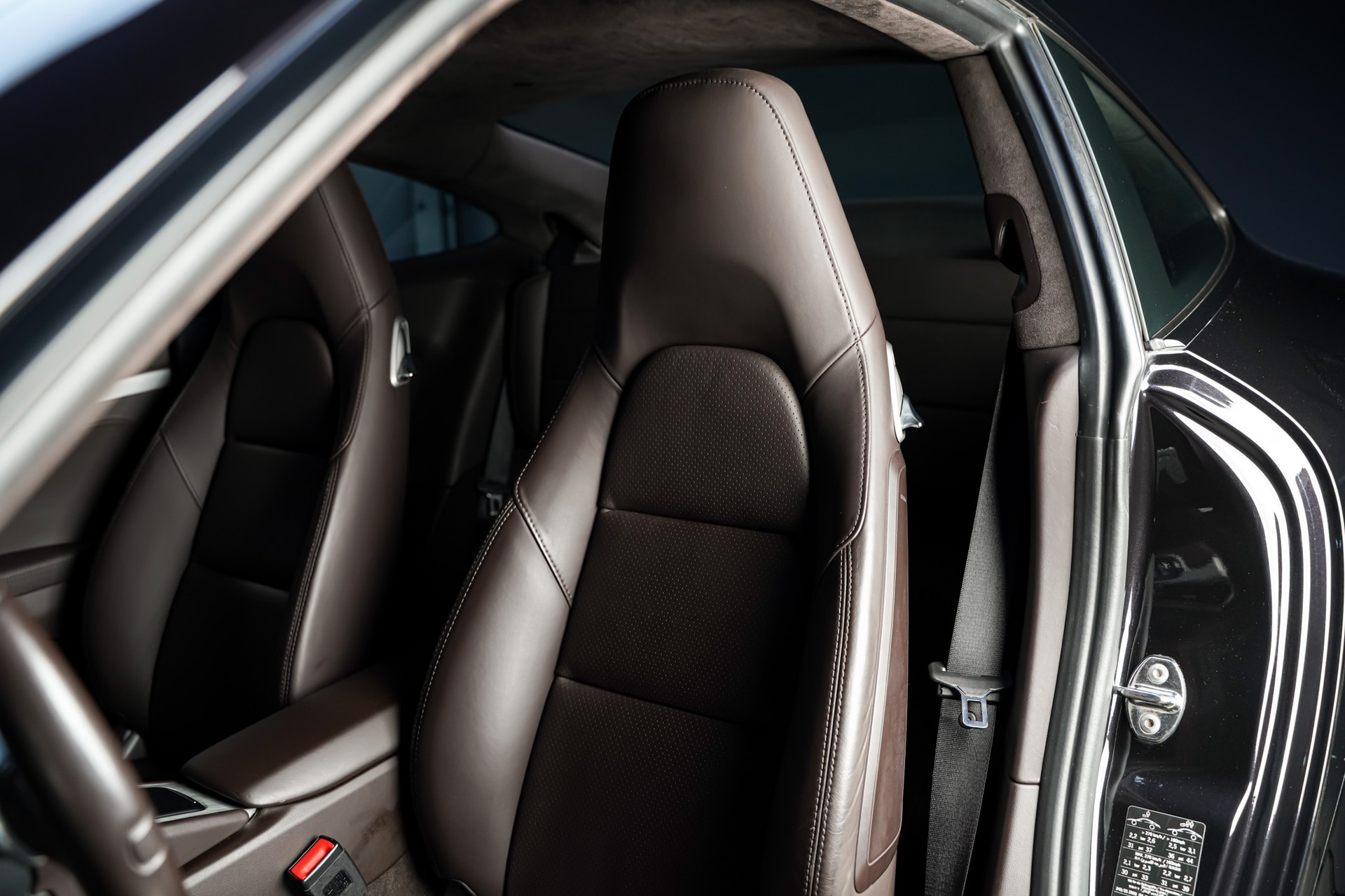 PORSCHE 911 Carrera 4S PDK-image-13