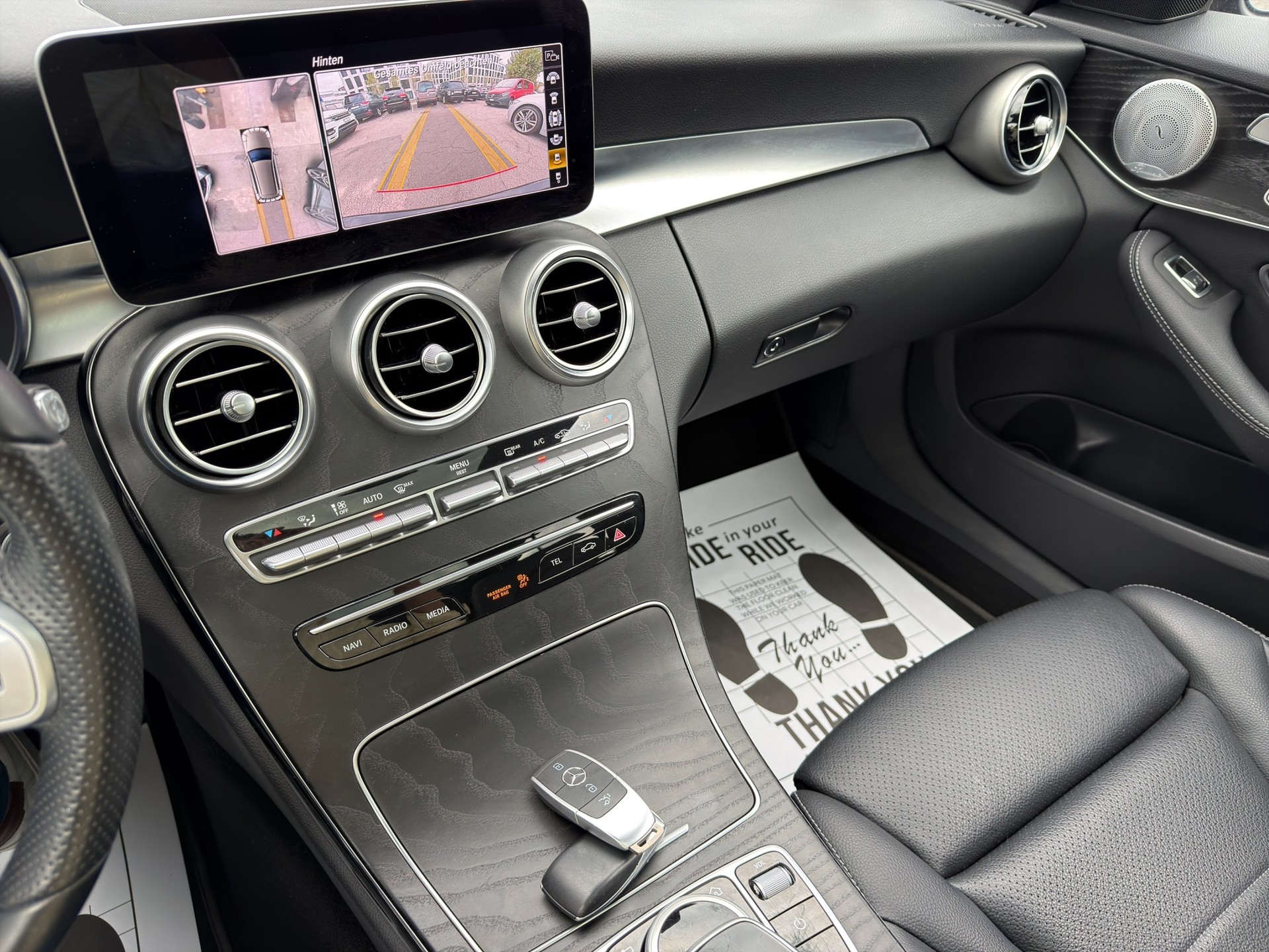 MERCEDES-BENZ C 300 d AMG Line 4Matic 9G-Tronic-image-13