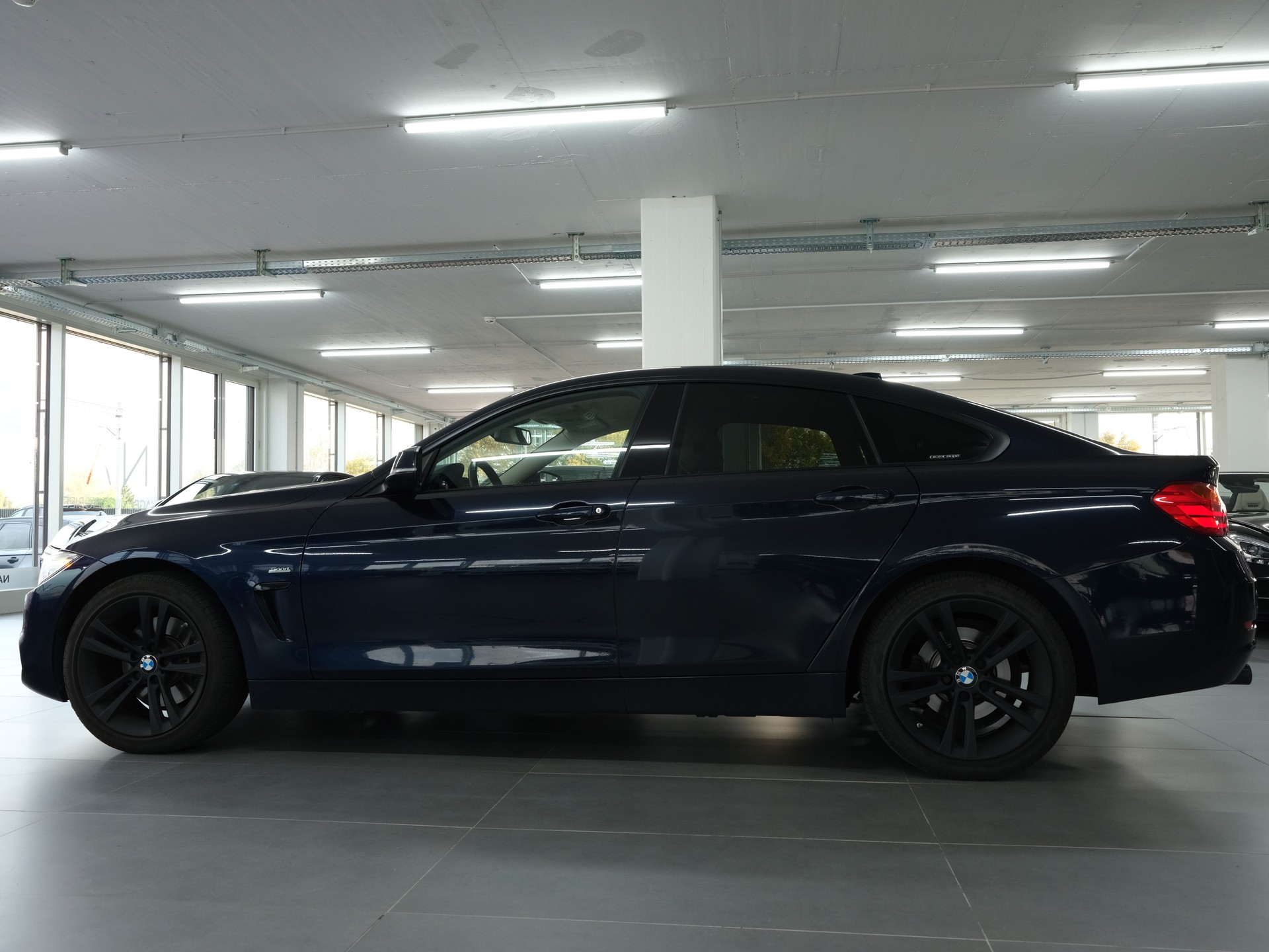 BMW 430i Gran Coupé xDrive Sport Line Steptronic *Rückfahrkamera* *Sport Line* *Leder*-image-5