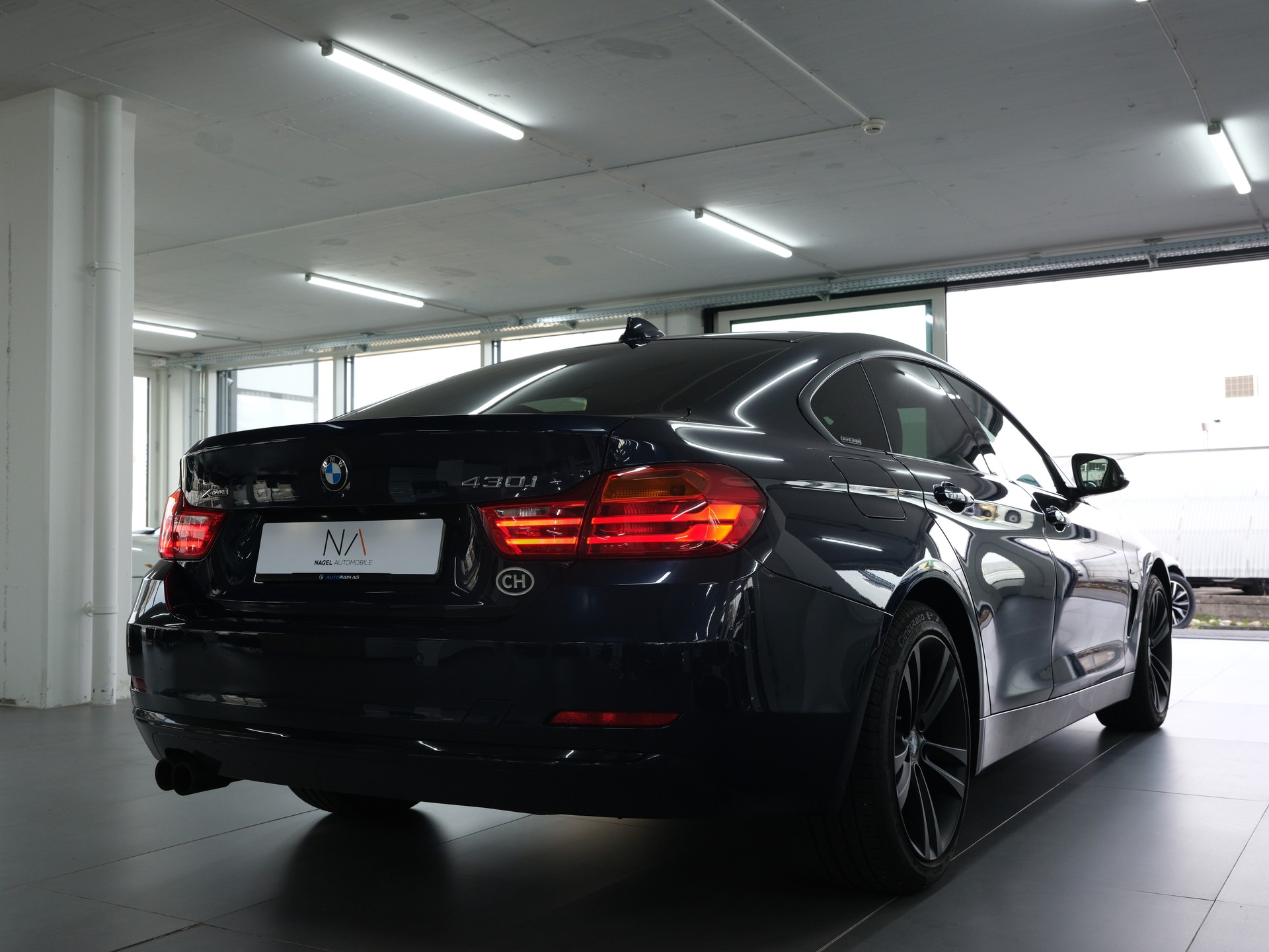 BMW 430i Gran Coupé xDrive Sport Line Steptronic *Rückfahrkamera* *Sport Line* *Leder*-image-2