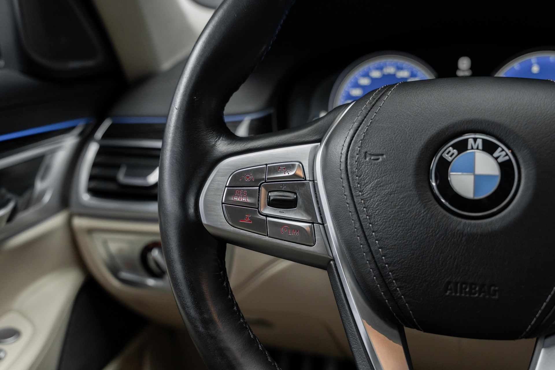 BMW 740Ld xDrive Steptronic-image-6