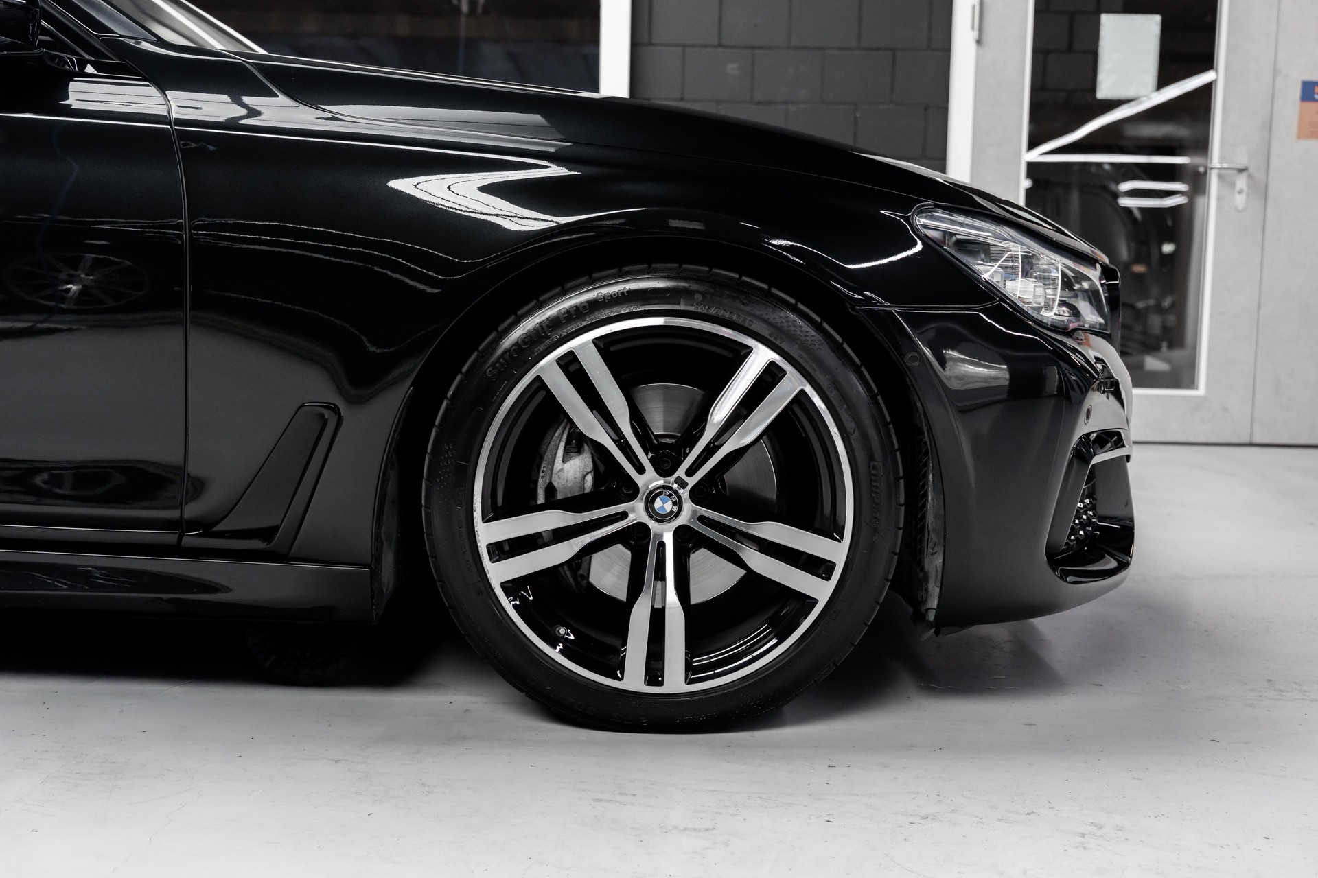 BMW 740Ld xDrive Steptronic-image-29