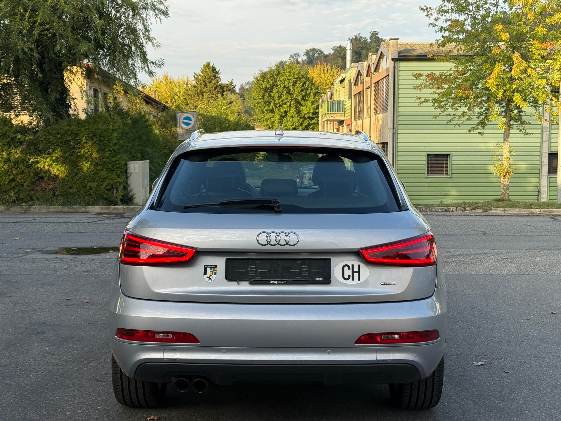 AUDI Q3 2.0 TDI quattro S-Line S-tronic-image-7
