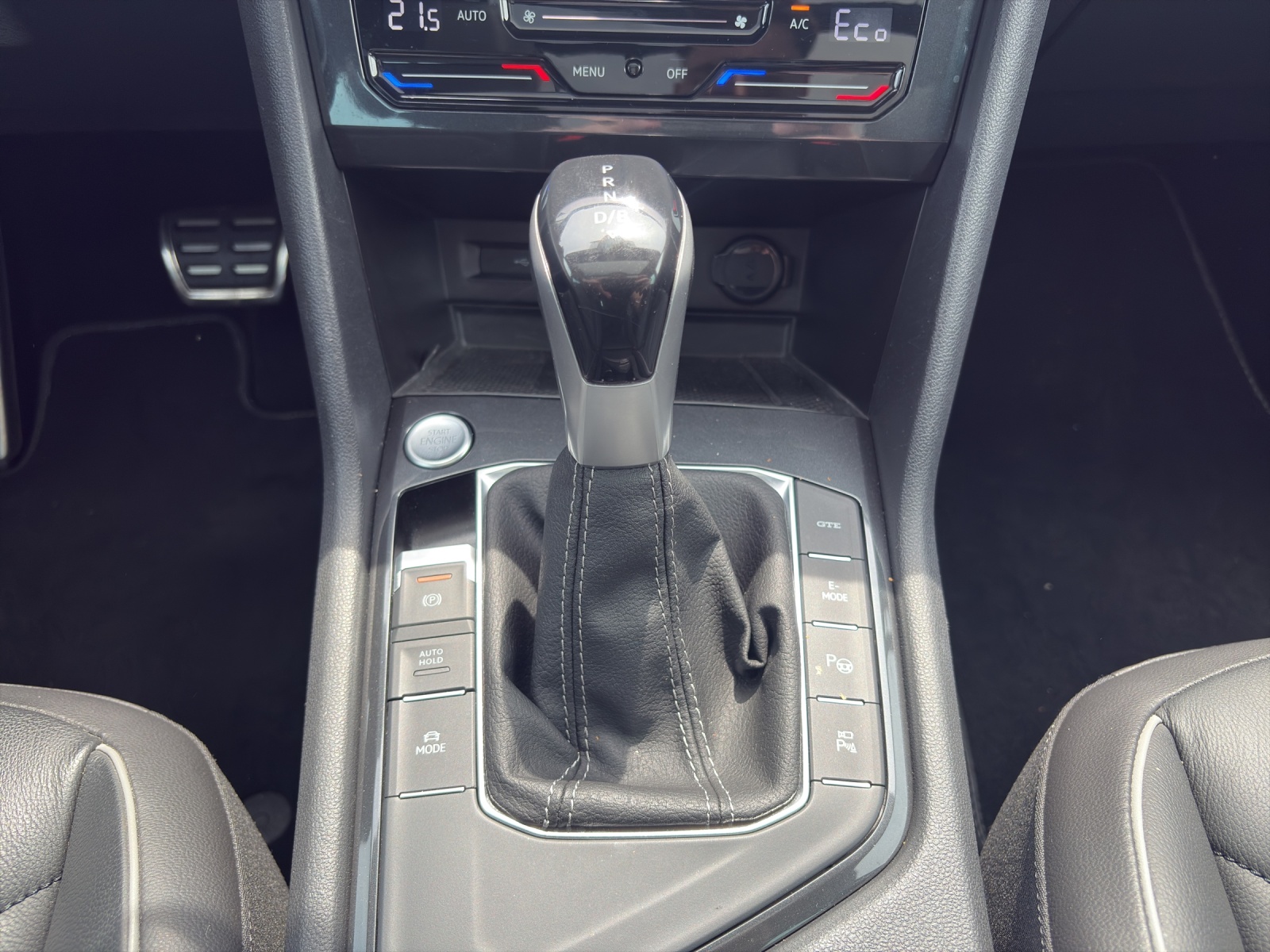 VW Tiguan 1.4TSI PHEV Selection DSG-image-13
