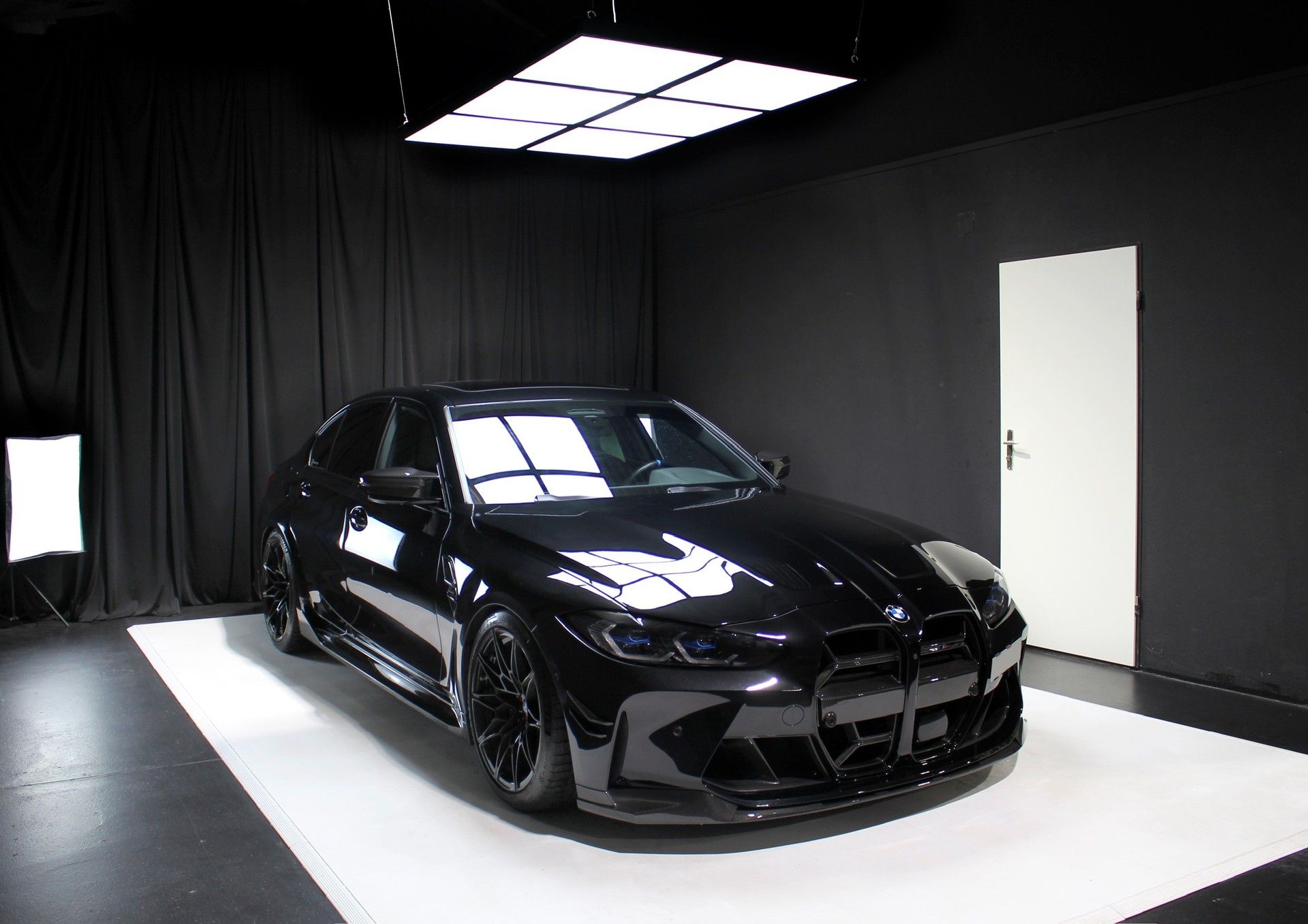 BMW M3 Competition-image-4
