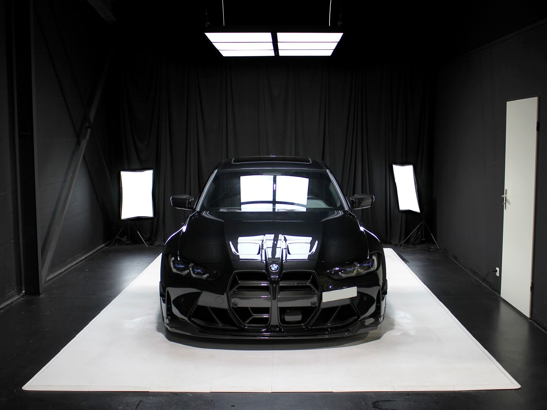 BMW M3 Competition-image-2
