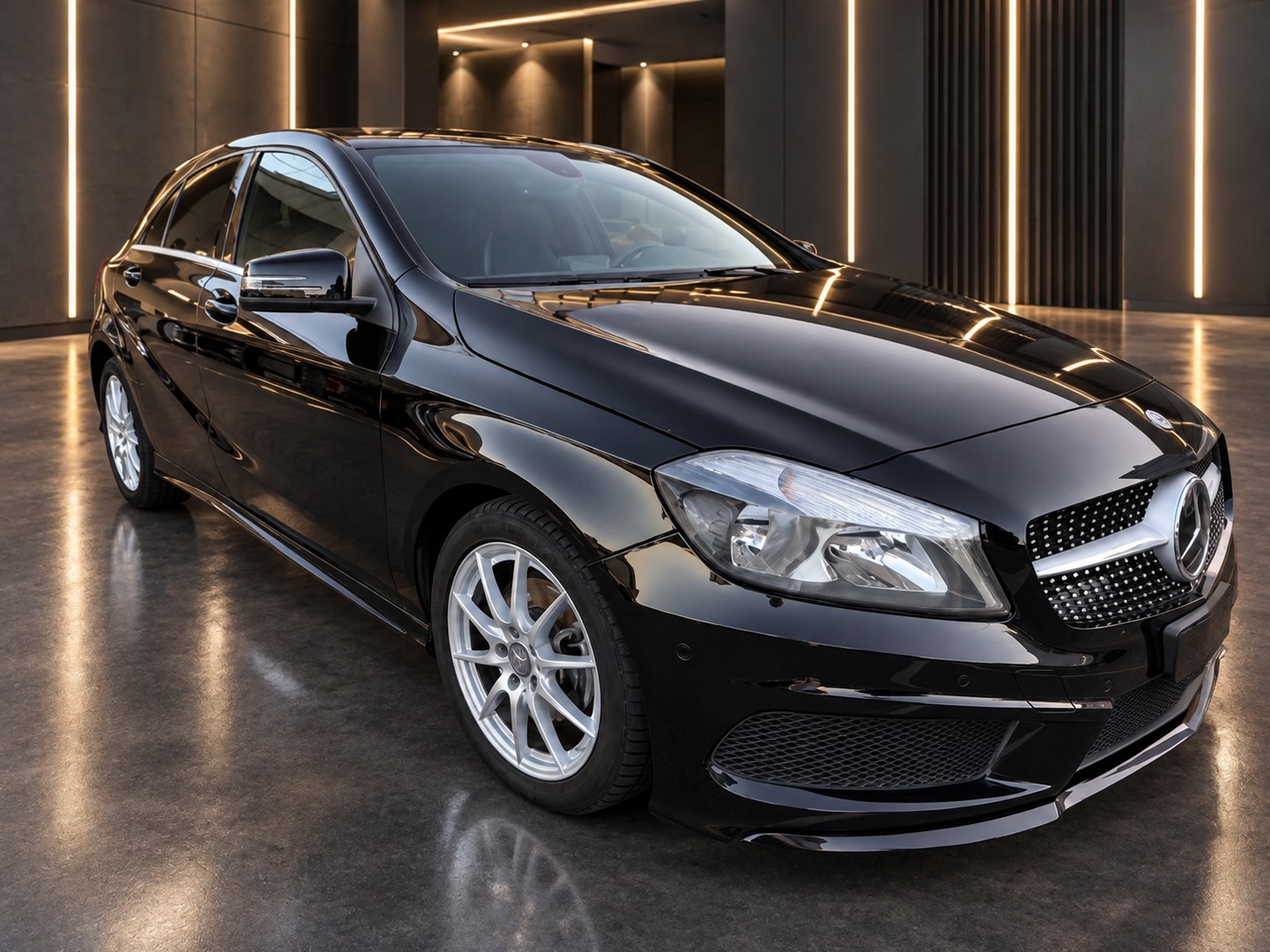 MERCEDES-BENZ A 180 CDI AMG Line-image-0