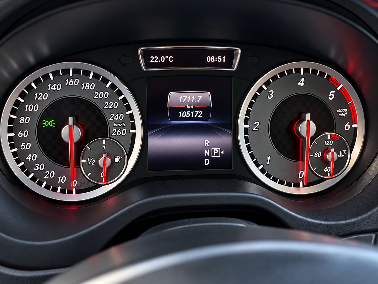 MERCEDES-BENZ A 180 CDI AMG Line-image-5