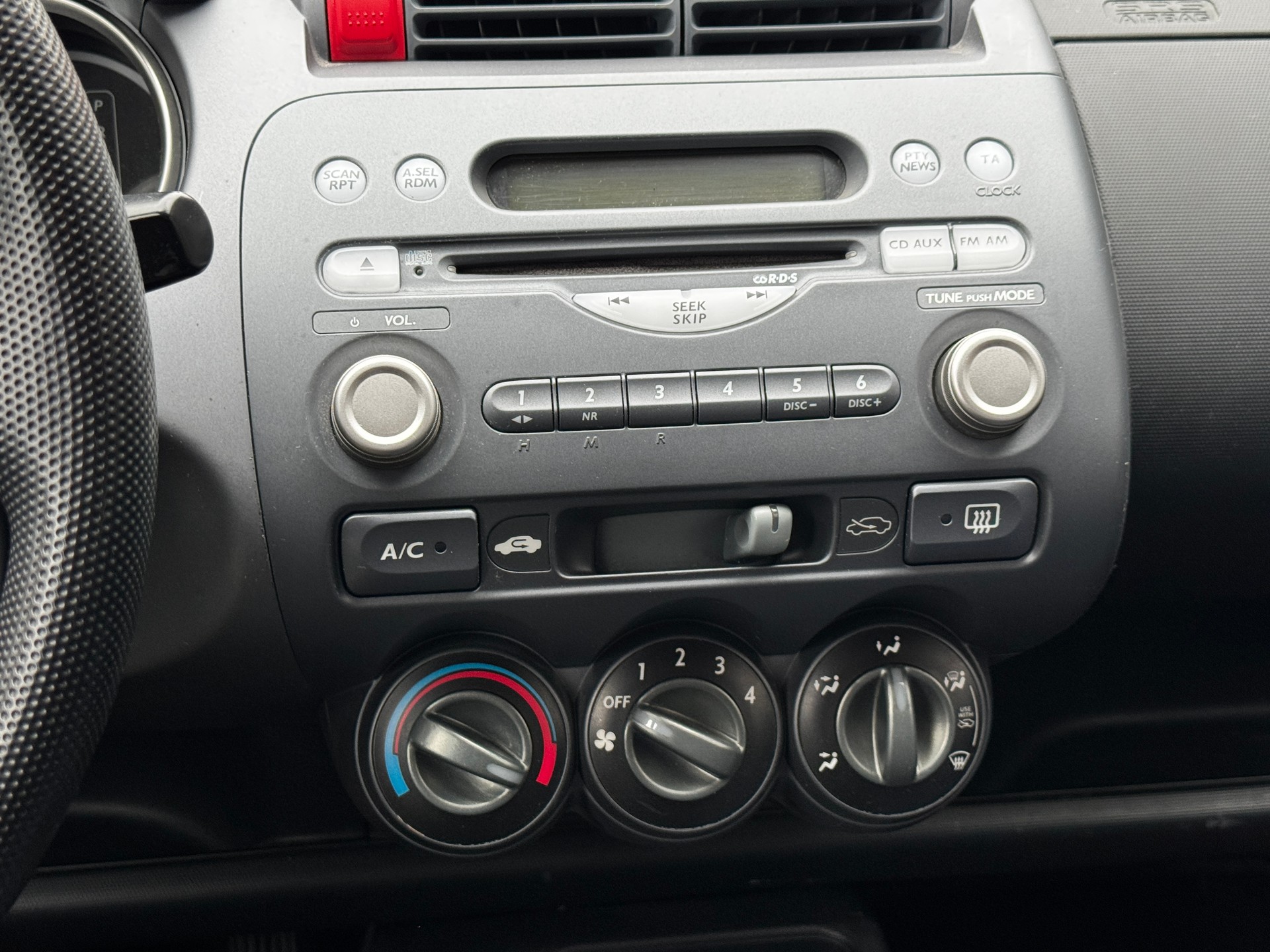 HONDA Jazz 1.4i Fresh-image-13