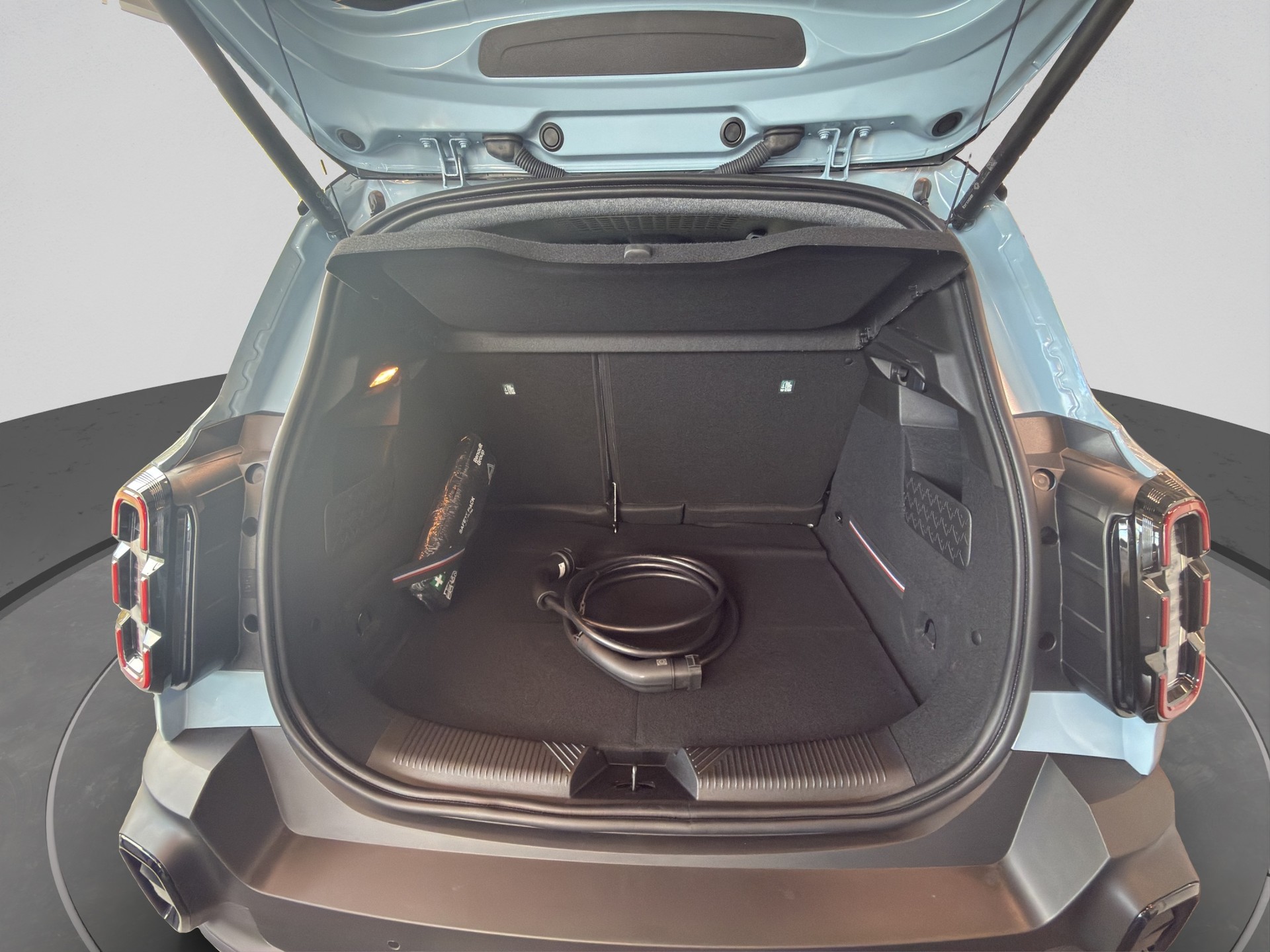 RENAULT R4 E-Tech Comfort Range 52 kWh Techno-image-15