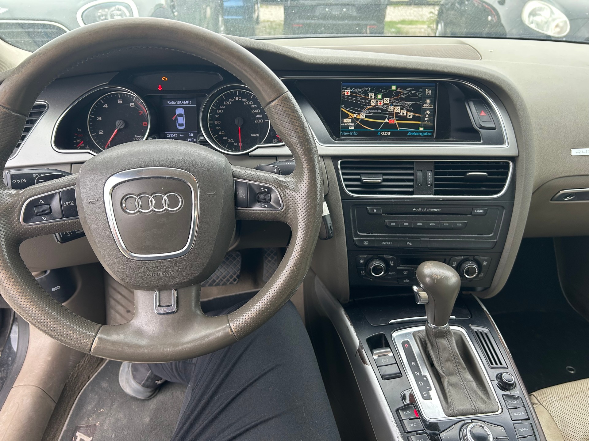 AUDI A5 Coupé 3.2 FSI quattro tiptronic-image-6