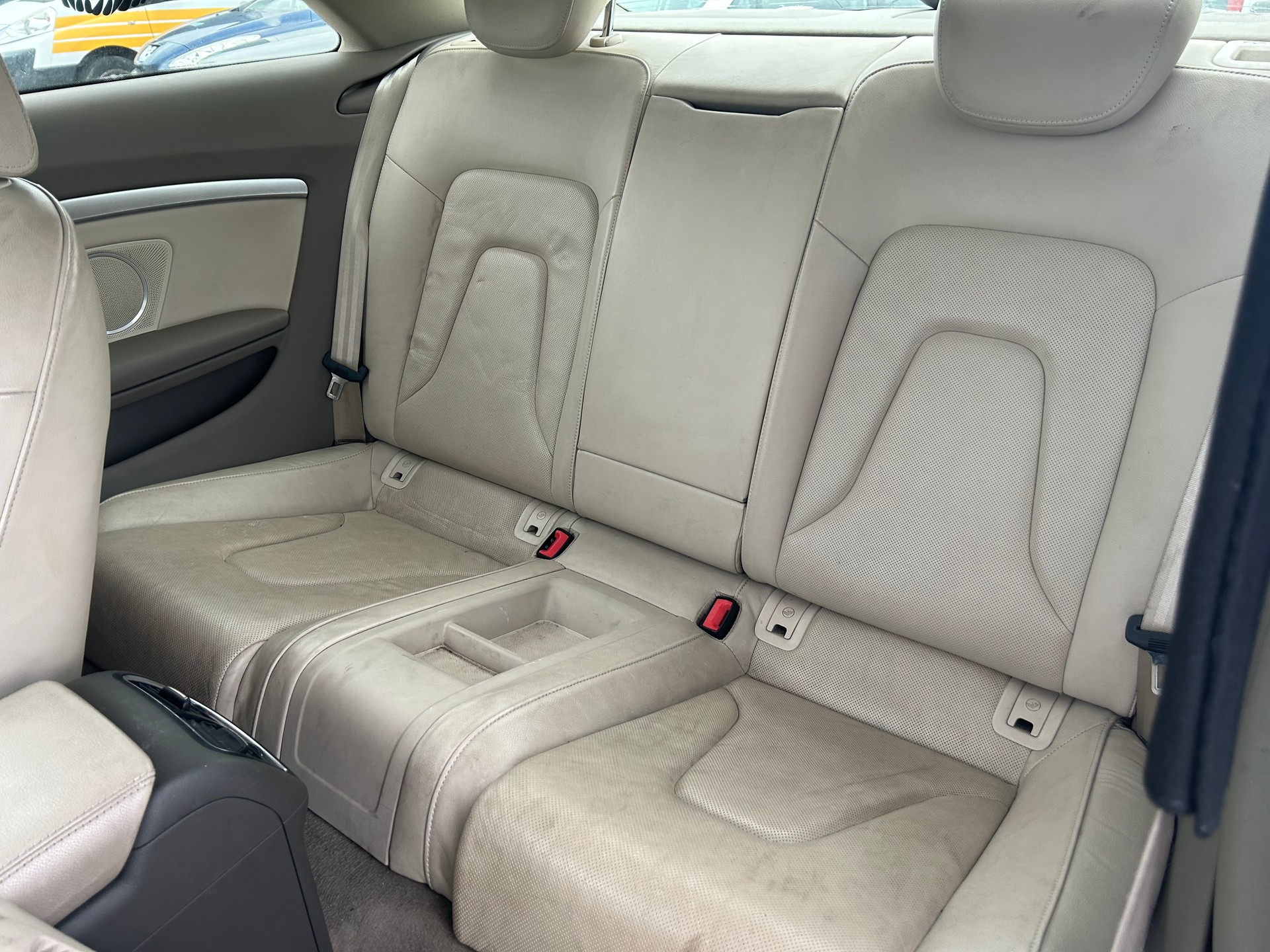 AUDI A5 Coupé 3.2 FSI quattro tiptronic-image-10
