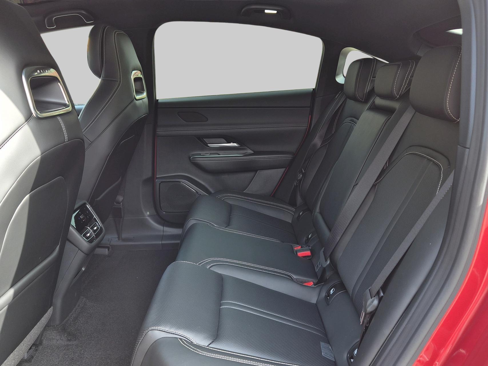 MAZDA 6e 258 69kWh Takumi-image-8