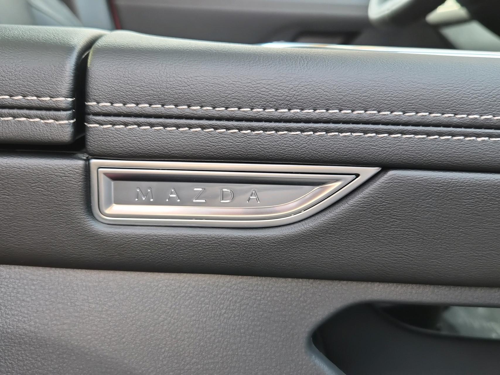 MAZDA 6e 258 69kWh Takumi-image-18