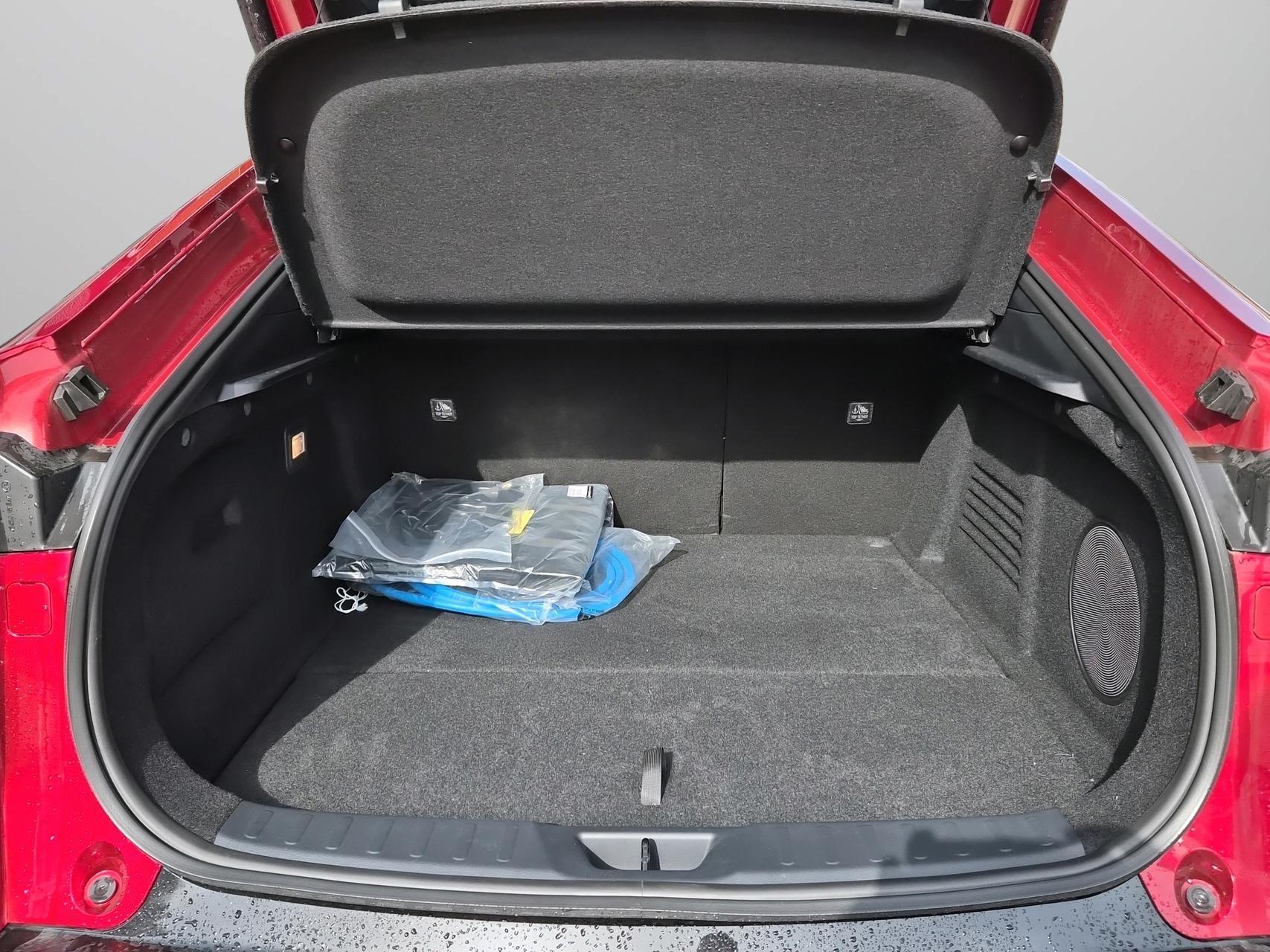 MAZDA 6e 258 69kWh Takumi-image-12