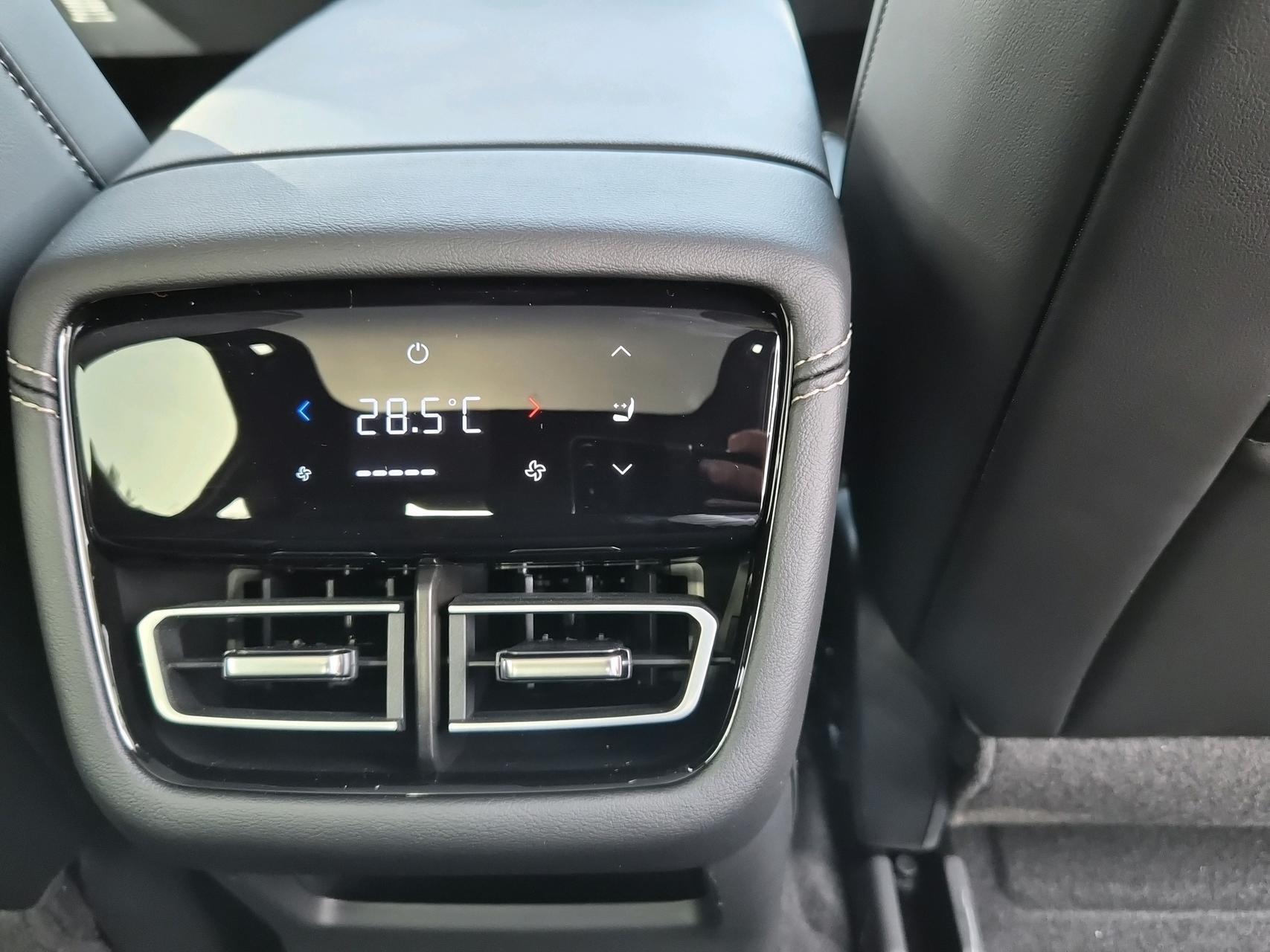 MAZDA 6e 258 69kWh Takumi-image-15