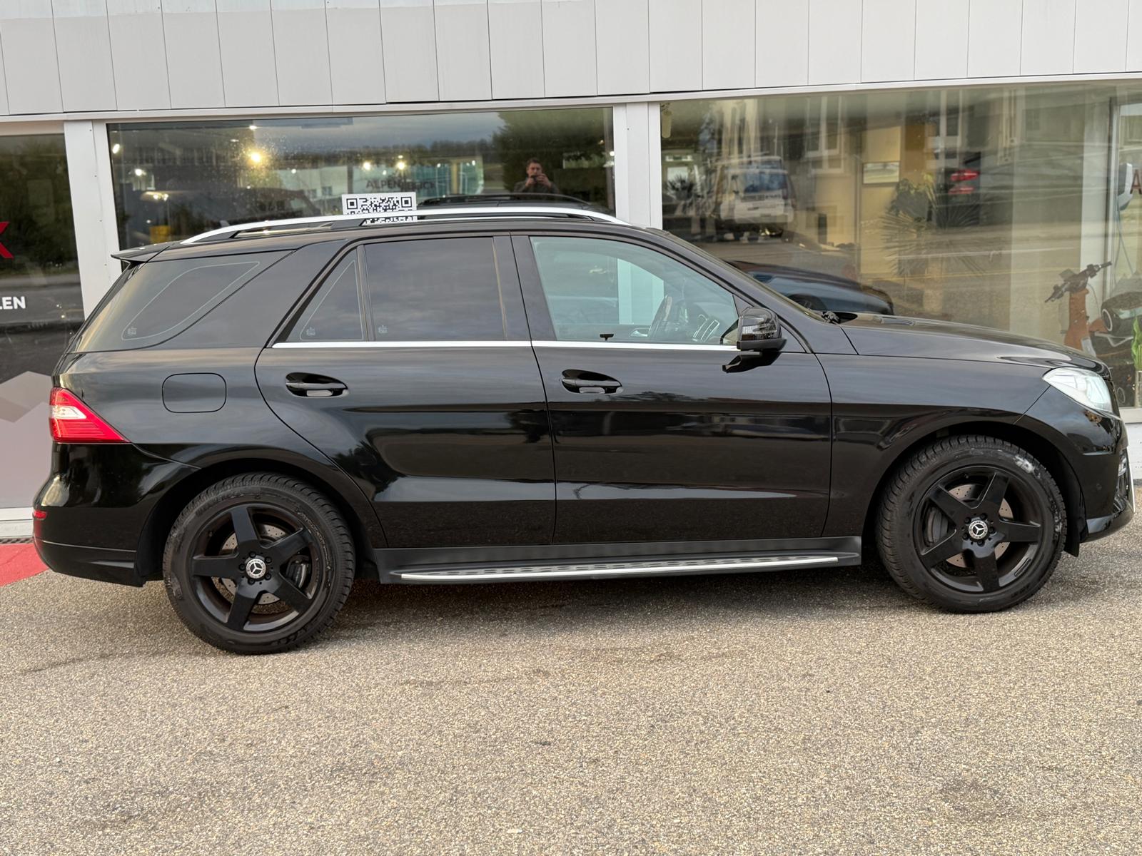 MERCEDES-BENZ ML 350 BlueTEC 4Matic 7G-Tronic-image-4