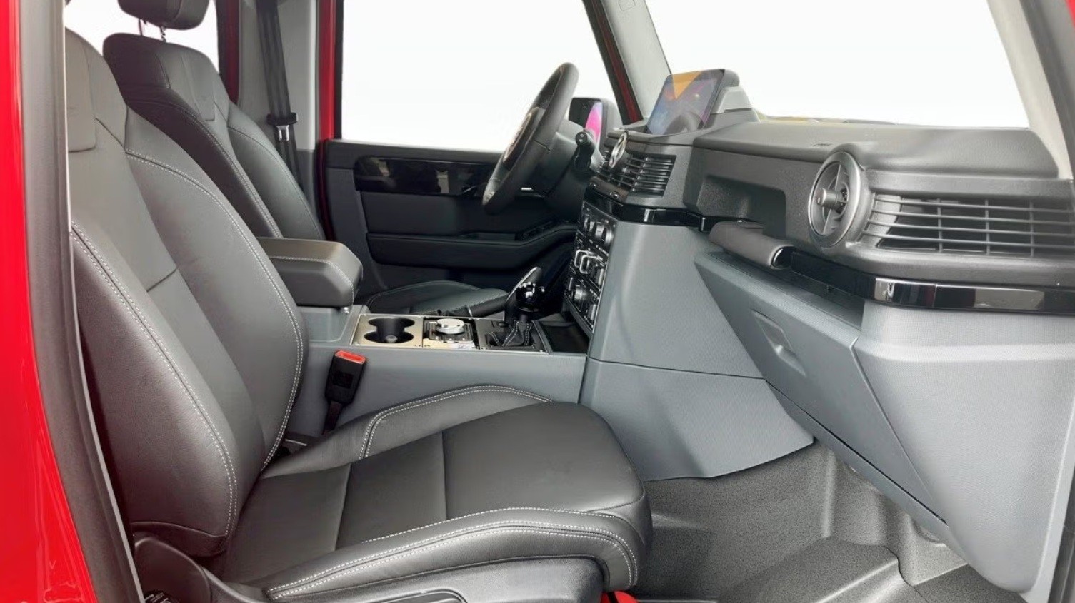 INEOS Grenadier 3.0D Utility Wagon 5-Sitz-image-6