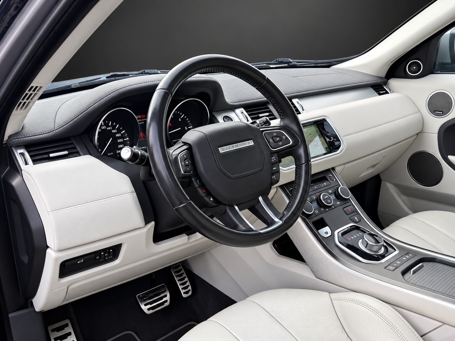 LAND ROVER Range Rover Evoque 2.2 SD4 Pure AT6 mit 190 PS-image-7