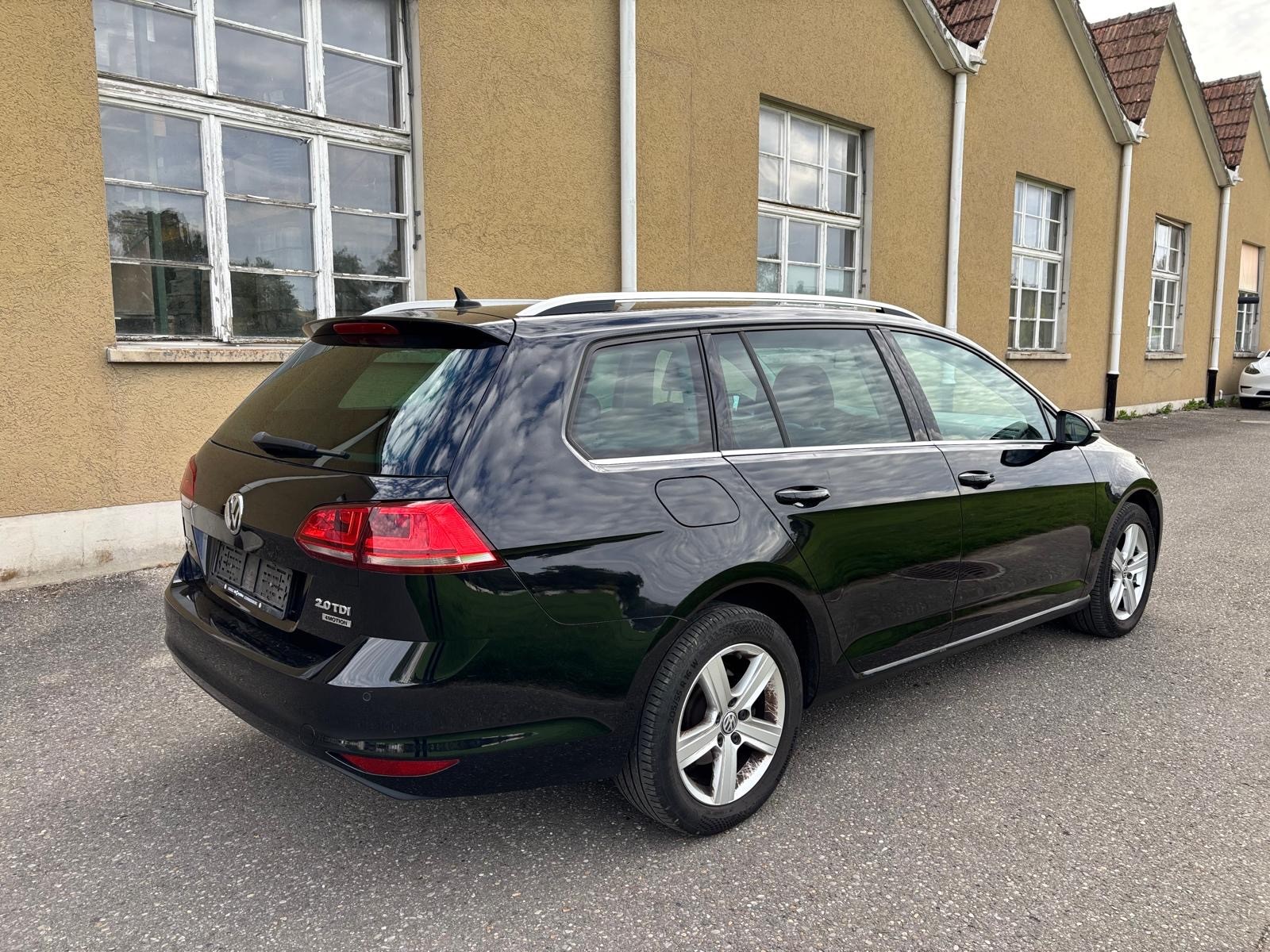 VW Golf Variant 2.0 TDI 65th Edition 4Motion-image-3