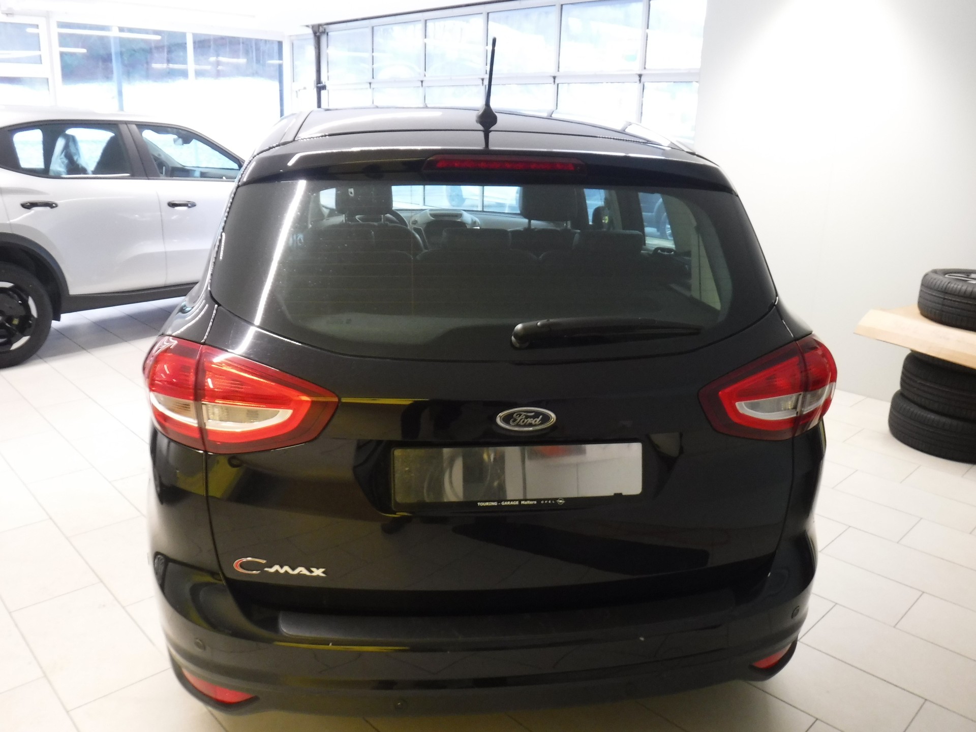FORD C-Max 1.5 SCTi Titanium Automat-image-2