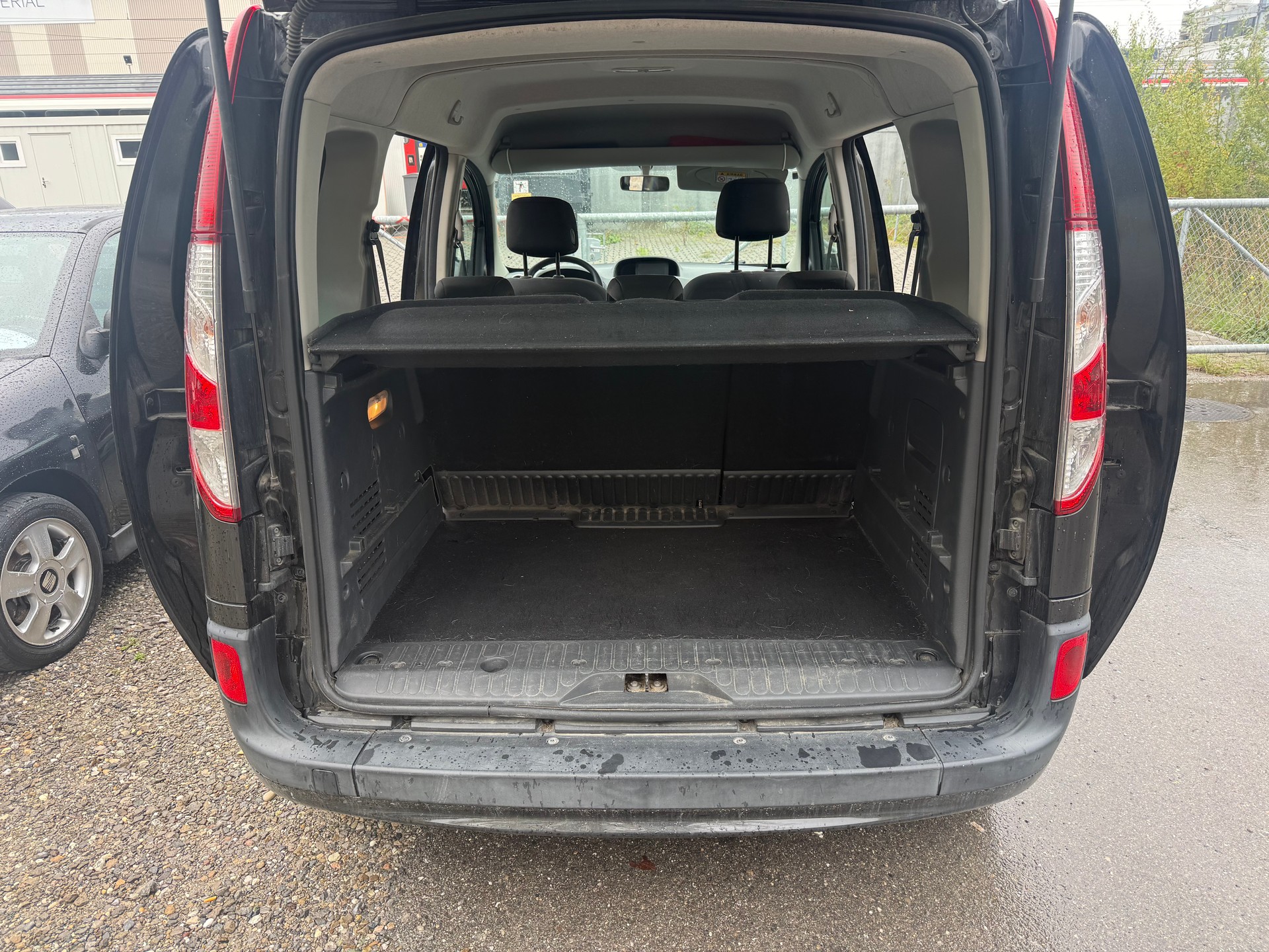 RENAULT Kangoo 1.2 16V Turbo Authentique-image-9