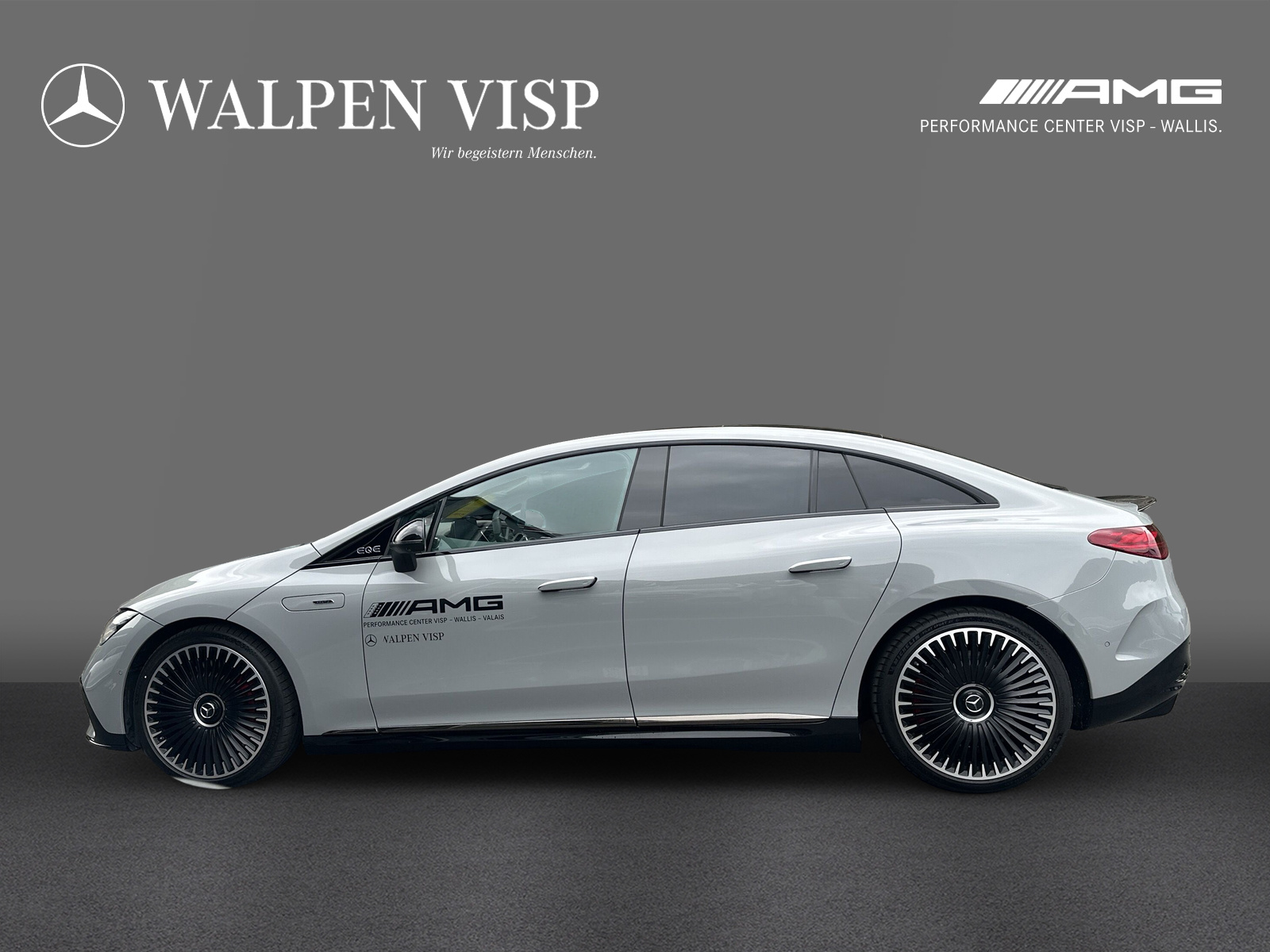 MERCEDES-BENZ EQE 43 AMG 4 Matic-showroom-element-2