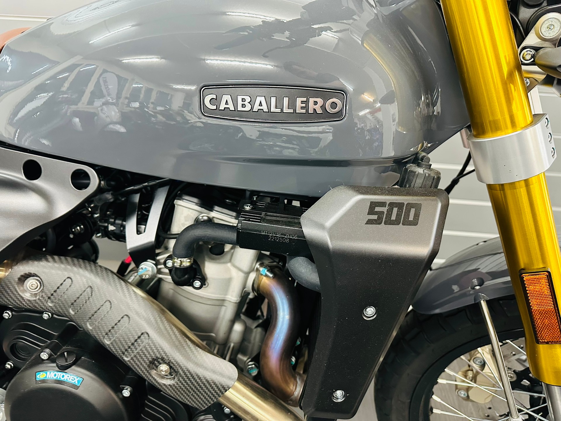 FANTIC Caballero 500 Scrambler-showroom-element-2