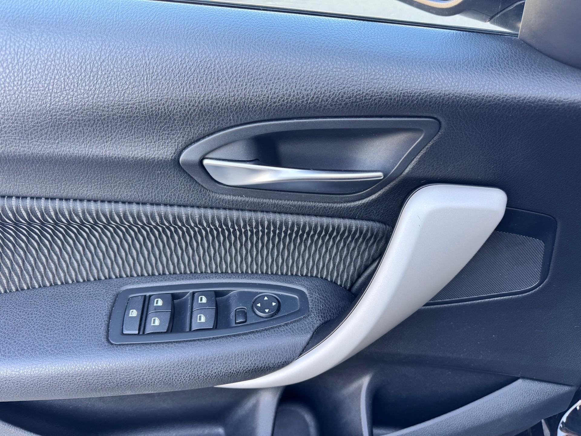 BMW 118i-image-14
