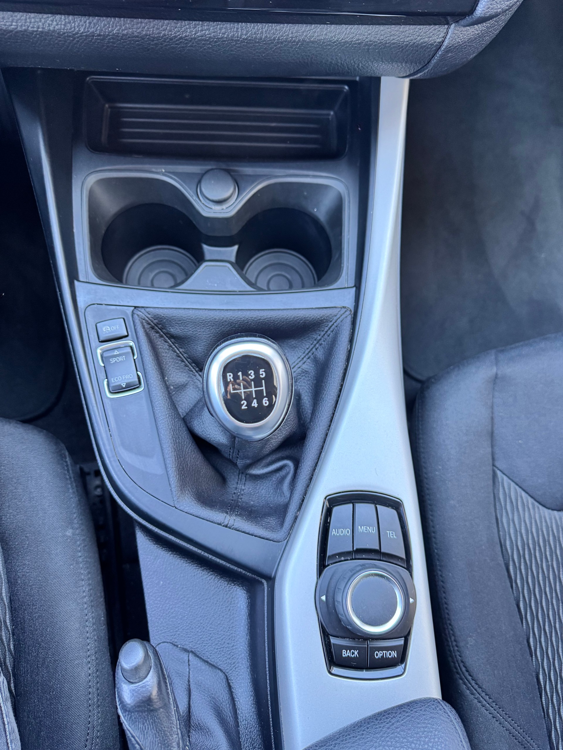 BMW 118i-image-16