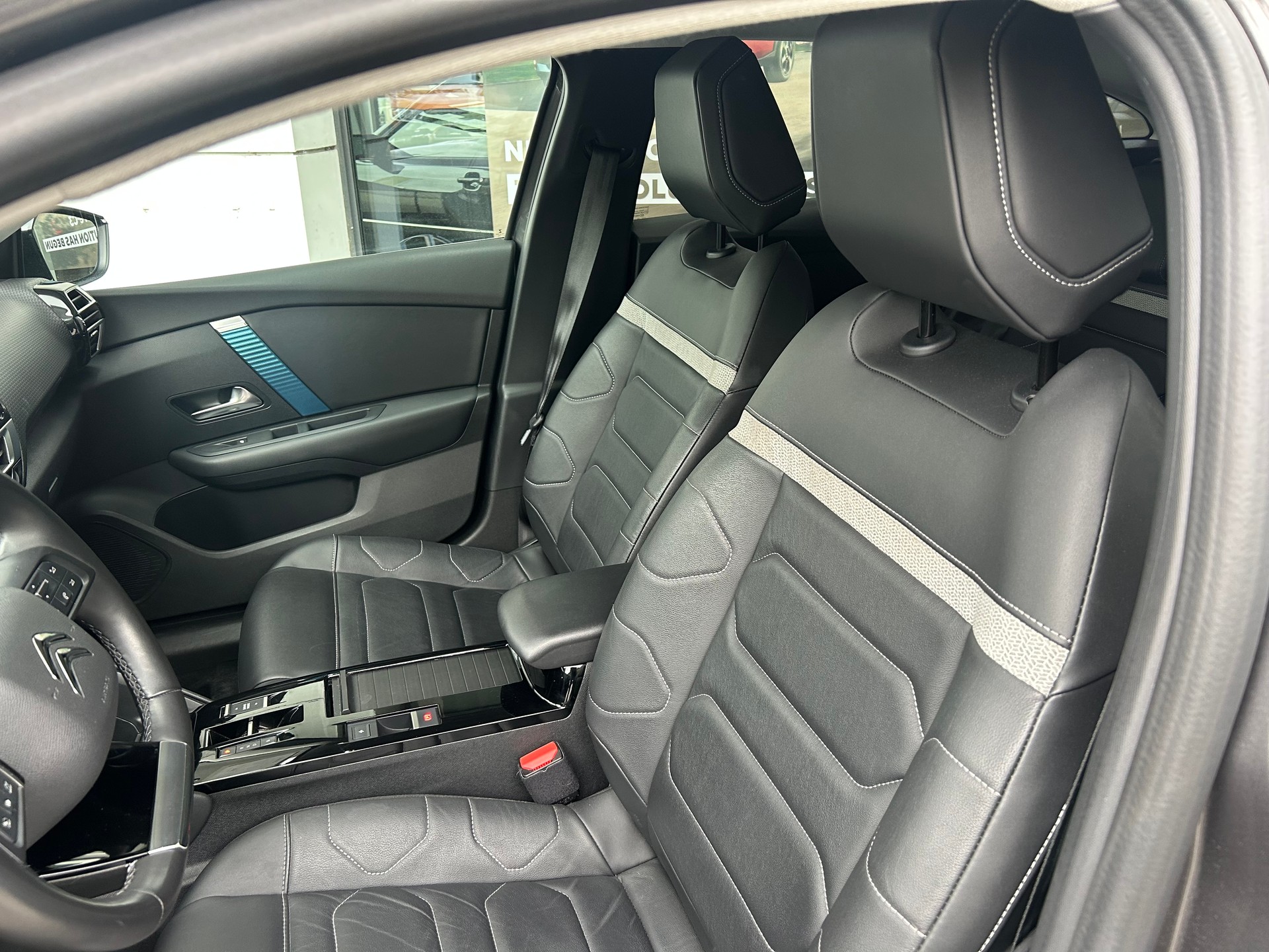 CITROEN C4 Electric Shine Pack-image-4
