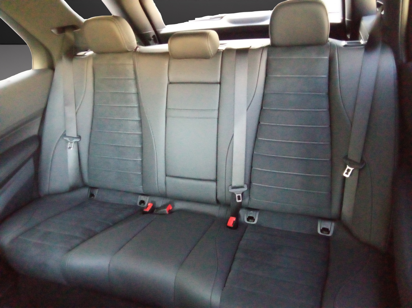 MERCEDES-BENZ GLE 300 d 4Matic 9G-Tronic-image-13