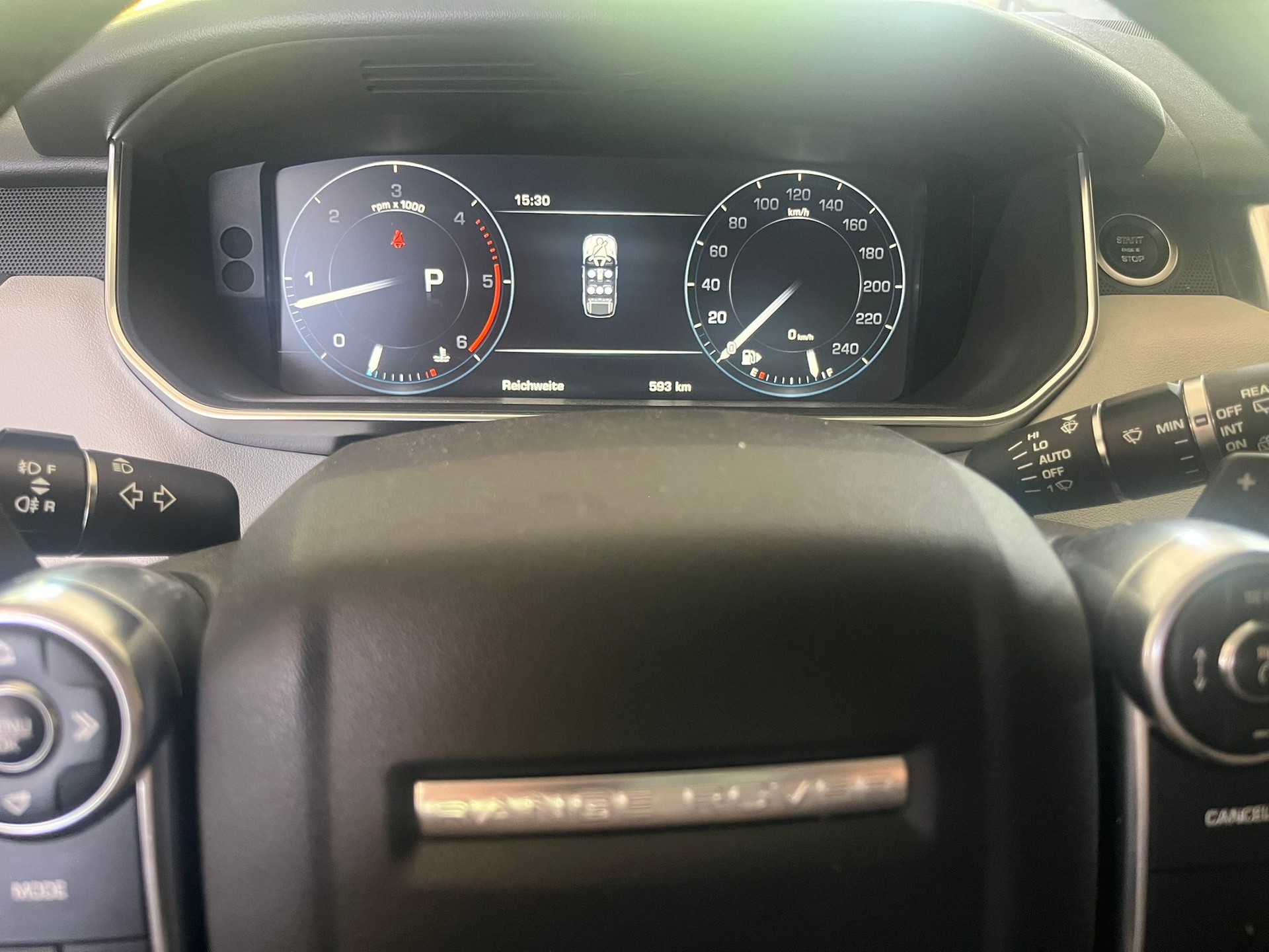LAND ROVER Range Rover Sport 3.0 SDV6 HSE Dynamic Automatic-image-13