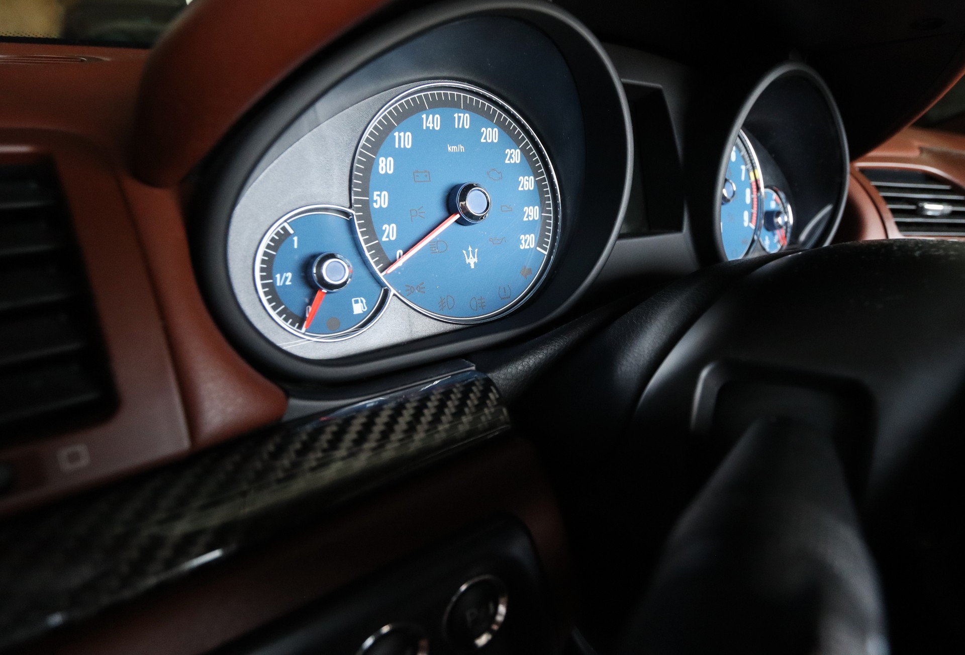MASERATI GranCabrio Sport Automatica-image-12