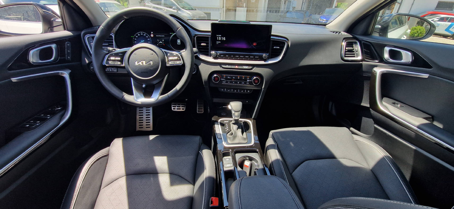 KIA XCeed 1.6 GDi Plug-in Hybrid Style-image-4