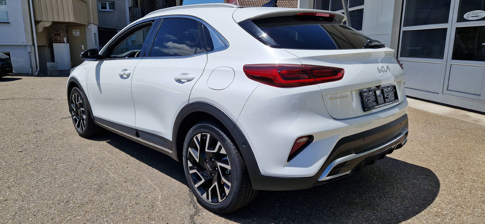 KIA XCeed 1.6 GDi Plug-in Hybrid Style-image-10