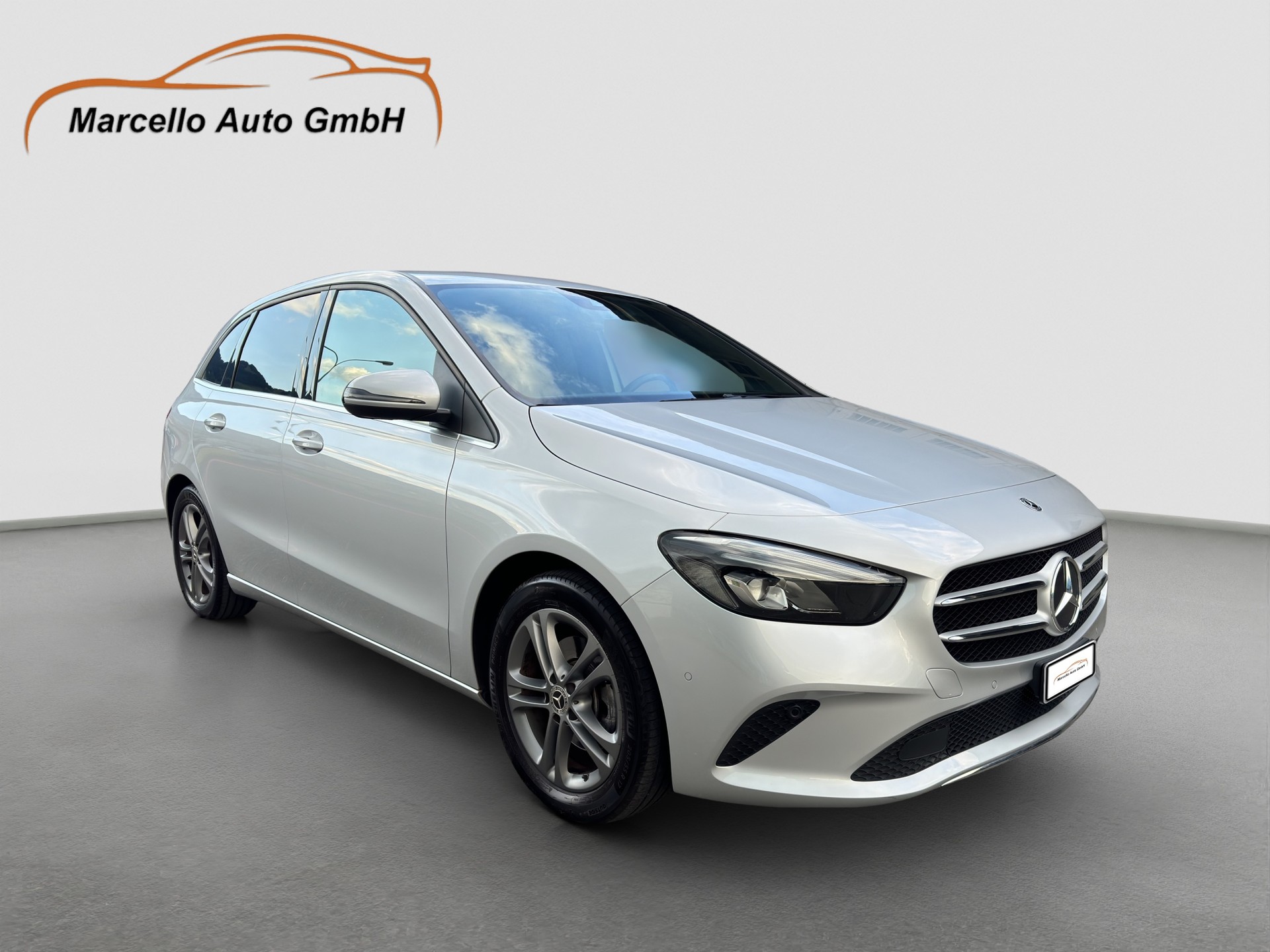 MERCEDES-BENZ B 200 Style 7G-DCT-image-2
