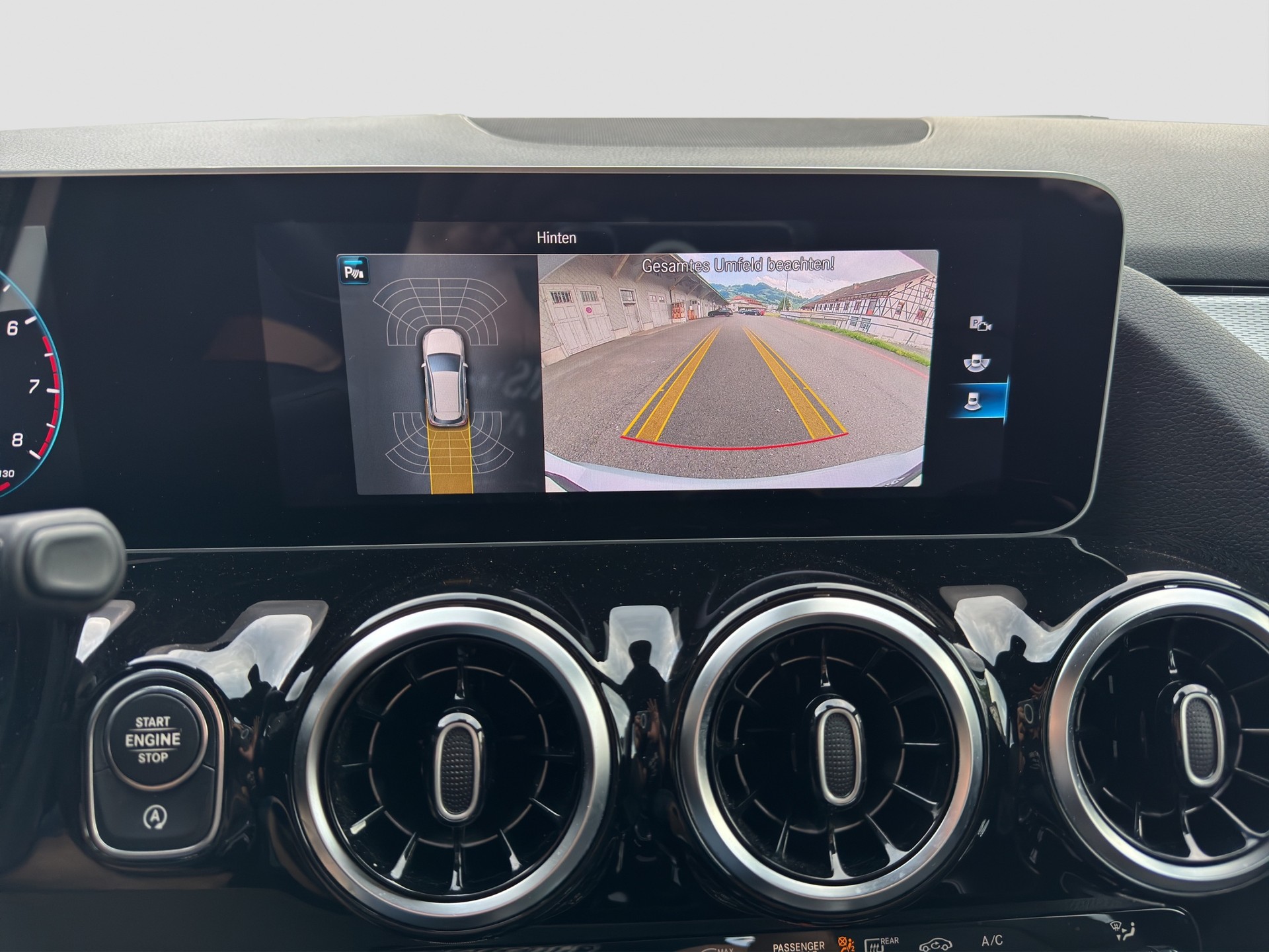 MERCEDES-BENZ B 200 Style 7G-DCT-image-6