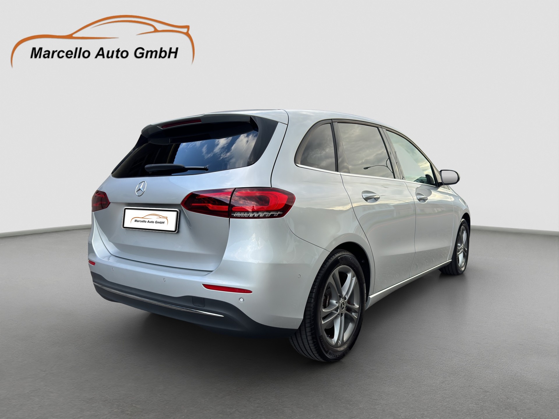 MERCEDES-BENZ B 200 Style 7G-DCT-image-13